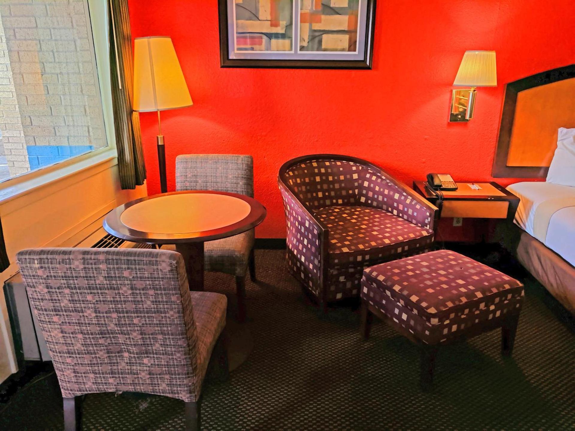 Travelodge by Wyndham Houston Hobby Airport photo 9