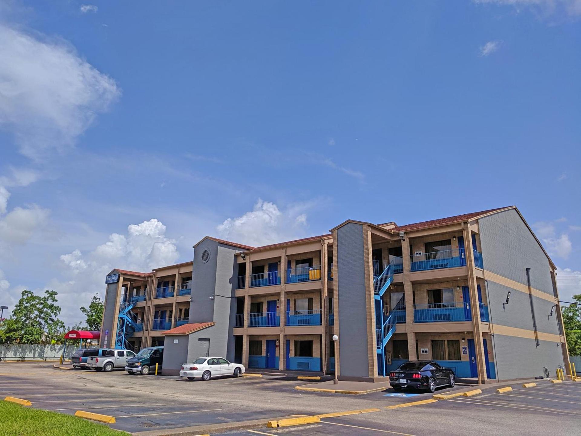Travelodge by Wyndham Houston Hobby Airport photo 17