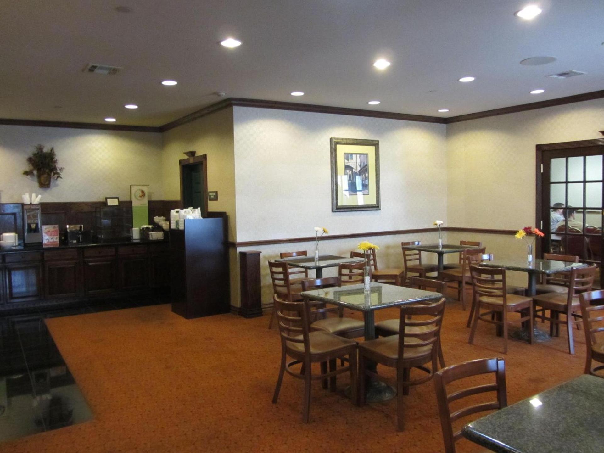 Country Inn & Suites by Radisson, Amarillo I-40 West, TX photo 8