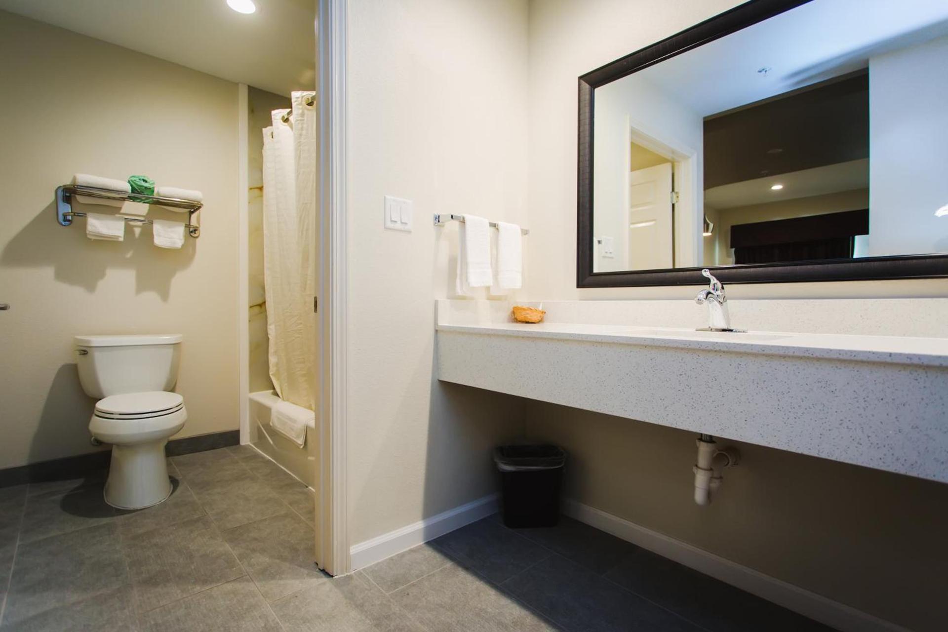 Scottish Inns & Suites Atascocita photo 24