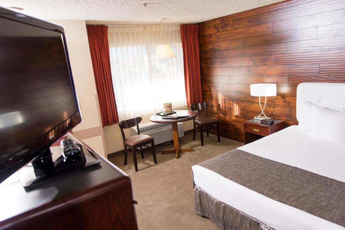 Carson Valley Motor Lodge and Suites photo 17