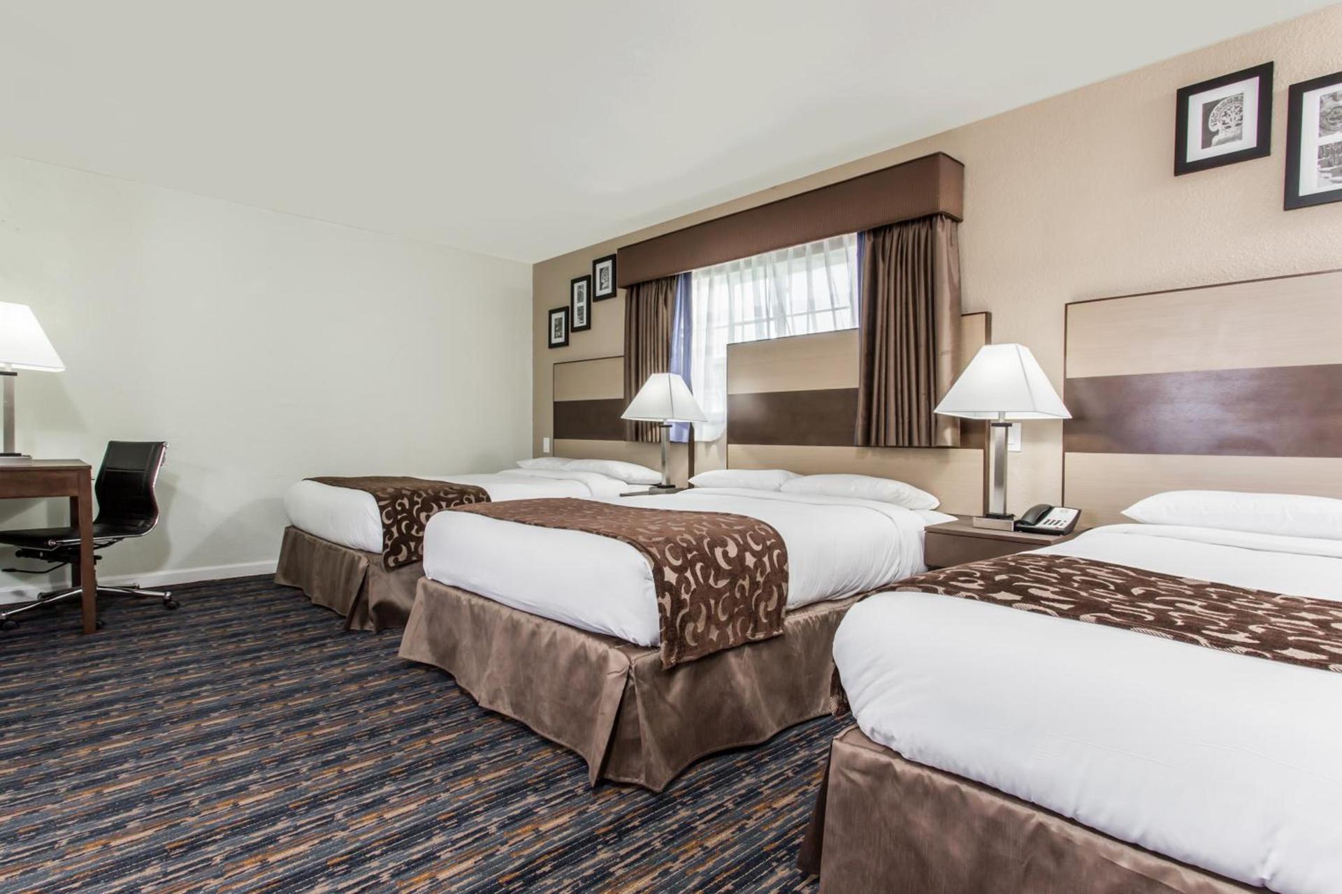 Howard Johnson By Wyndham Berkeley photo 31