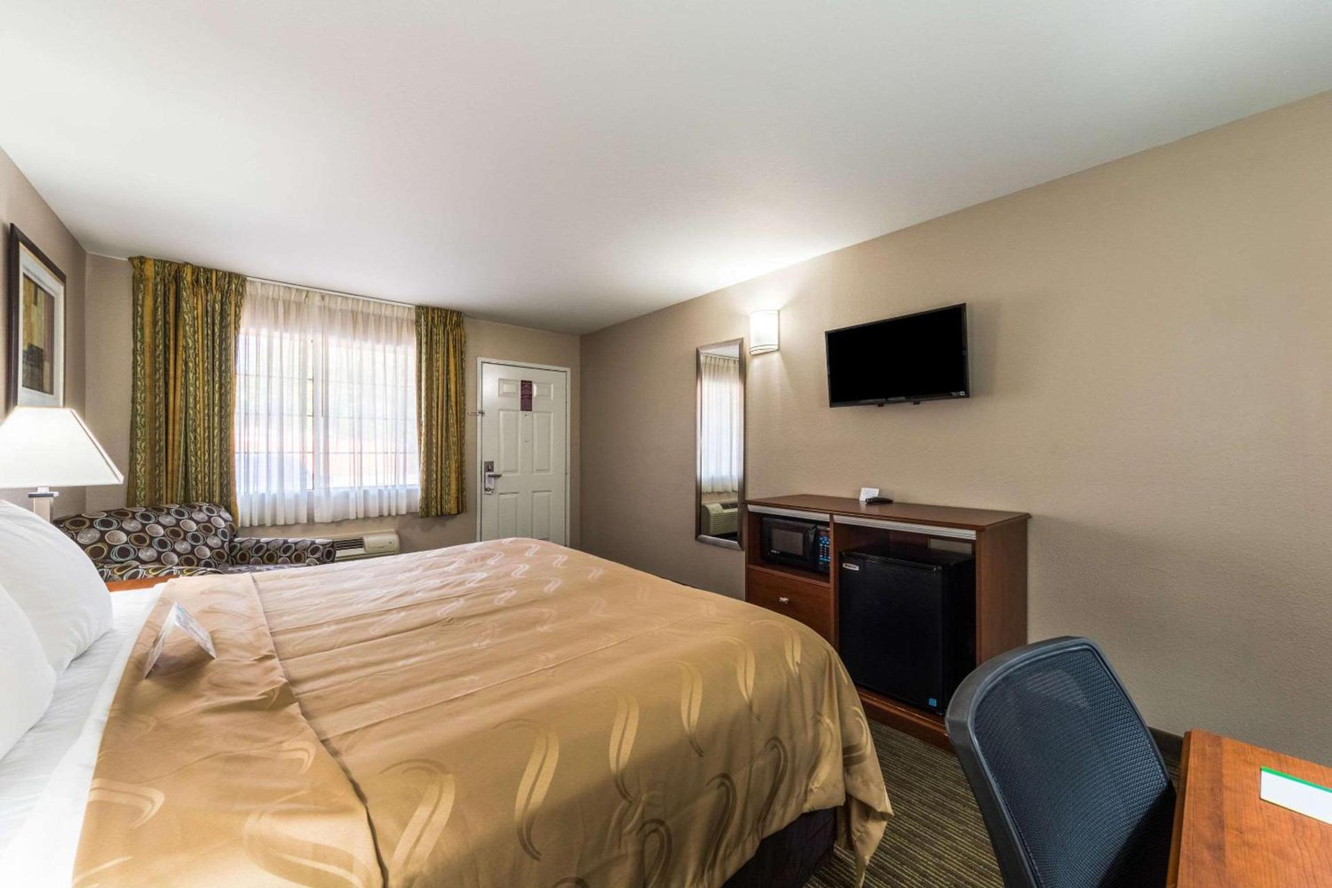 Quality Inn University near Downtown photo 16