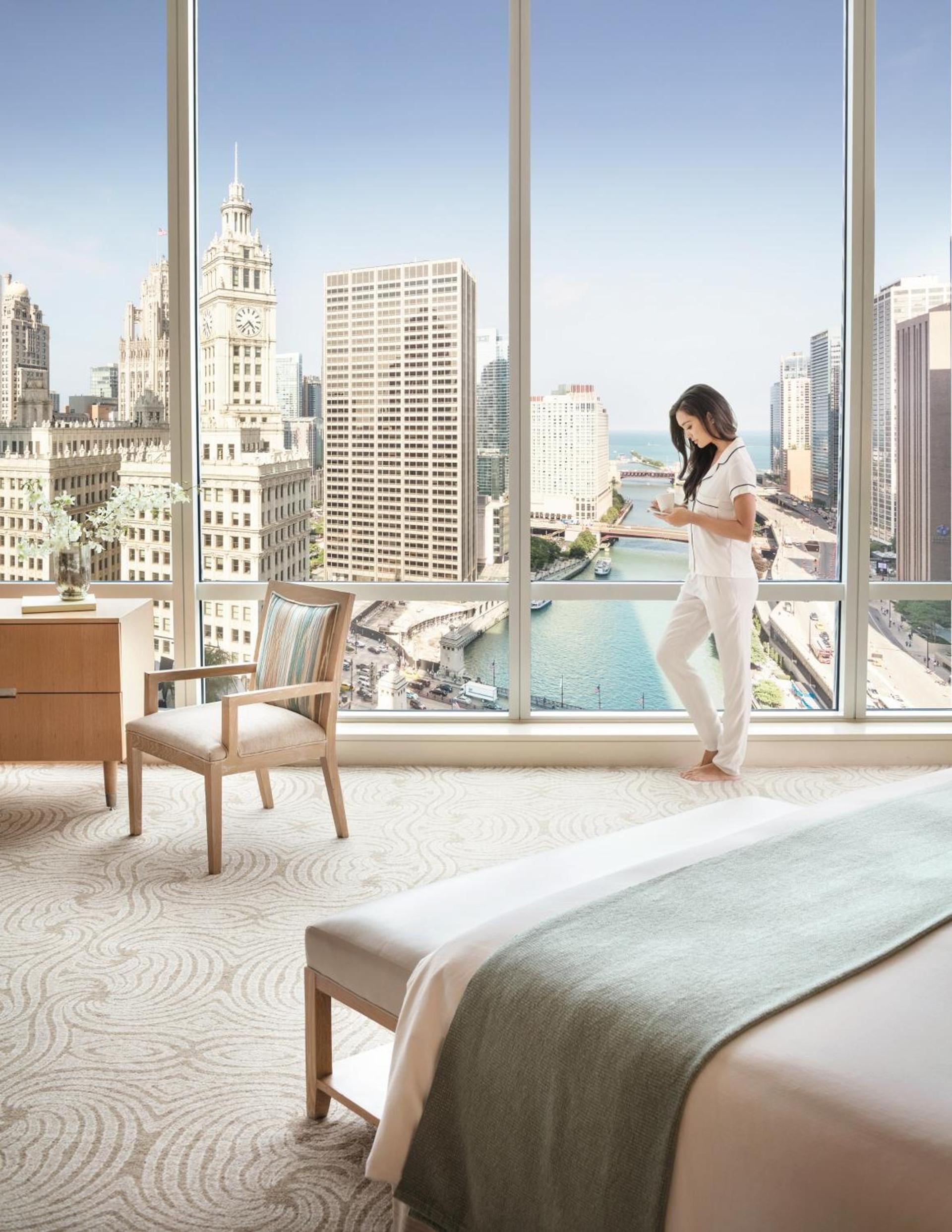Trump International Hotel & Tower Chicago photo 9