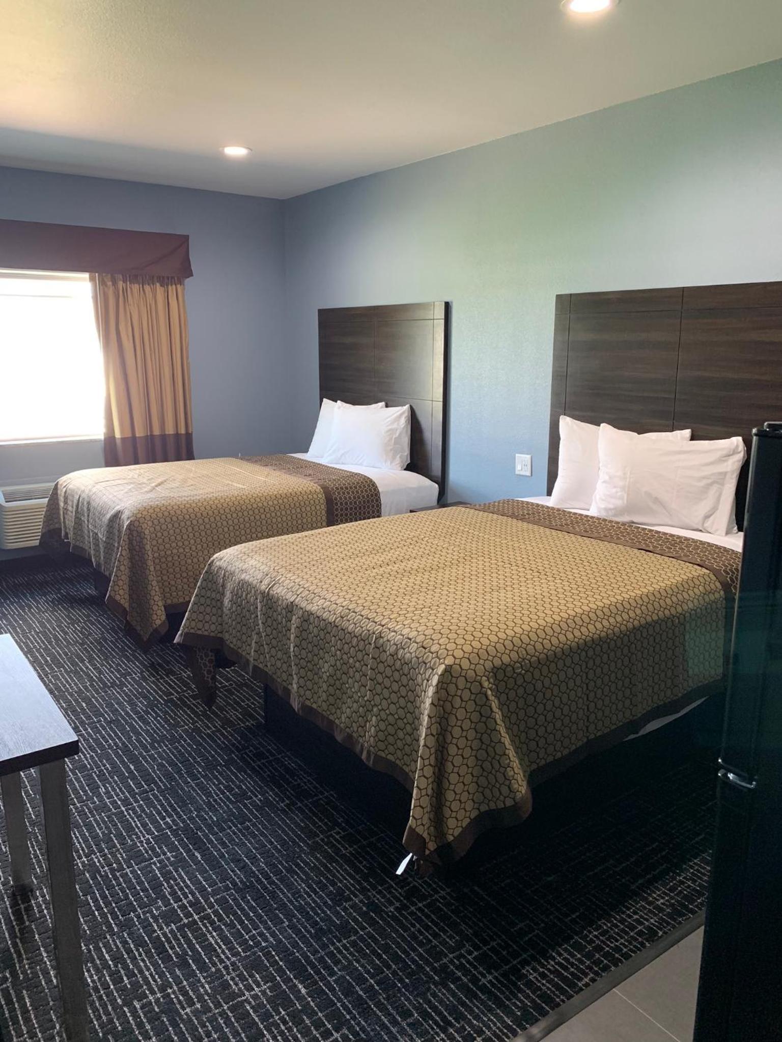 Scottish Inns and Suites Scarsdale photo 11