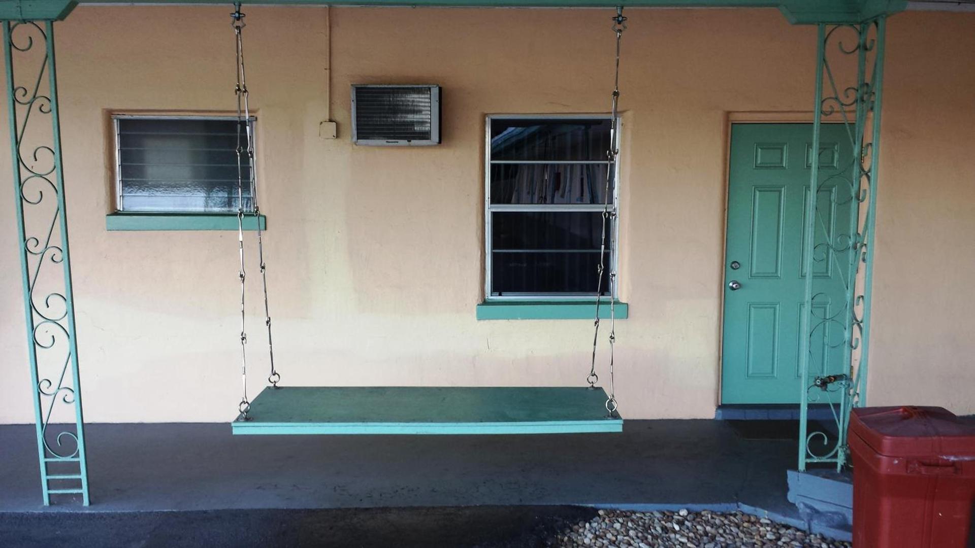 Campbell Motel photo 5
