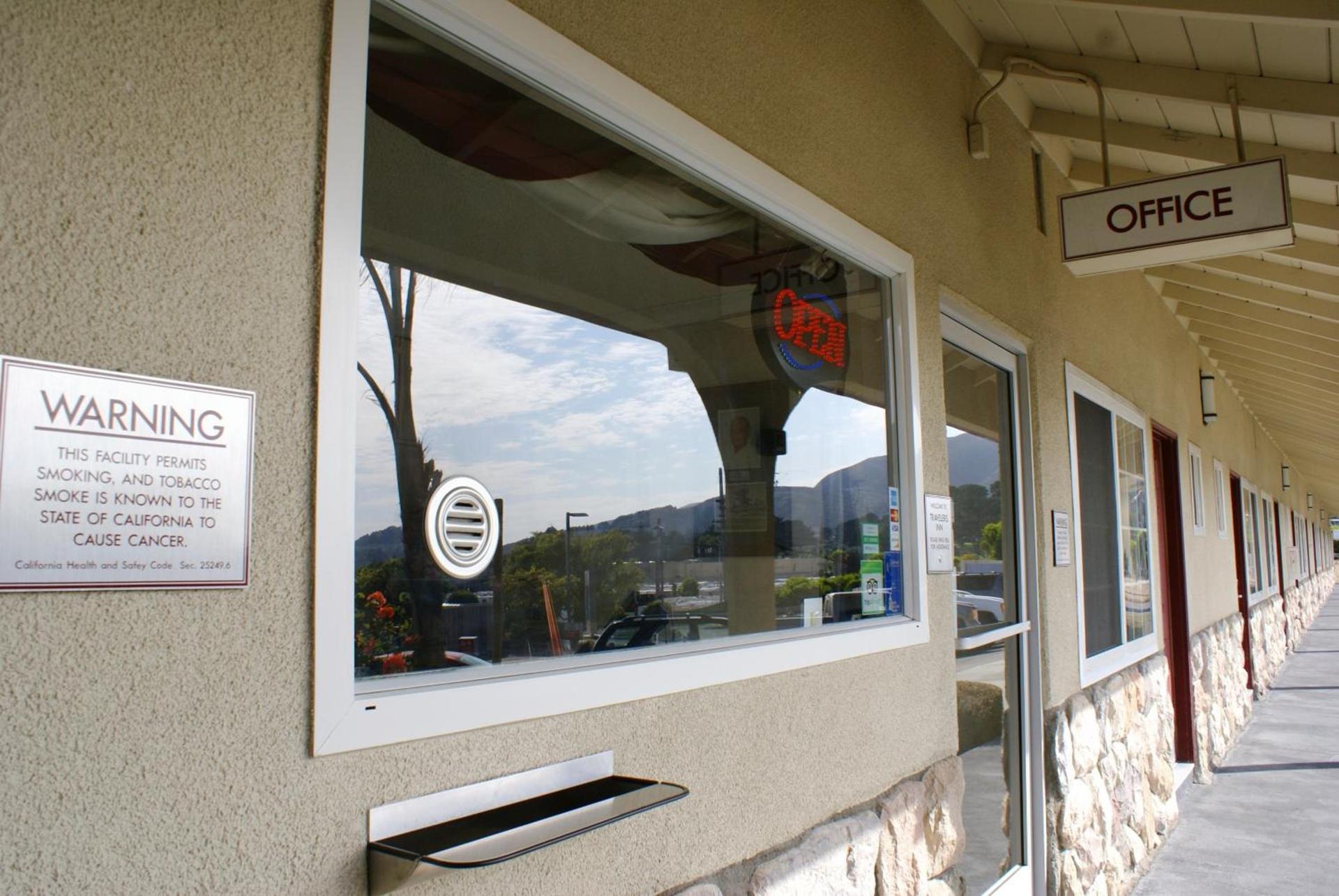 Travelers Inn photo 7