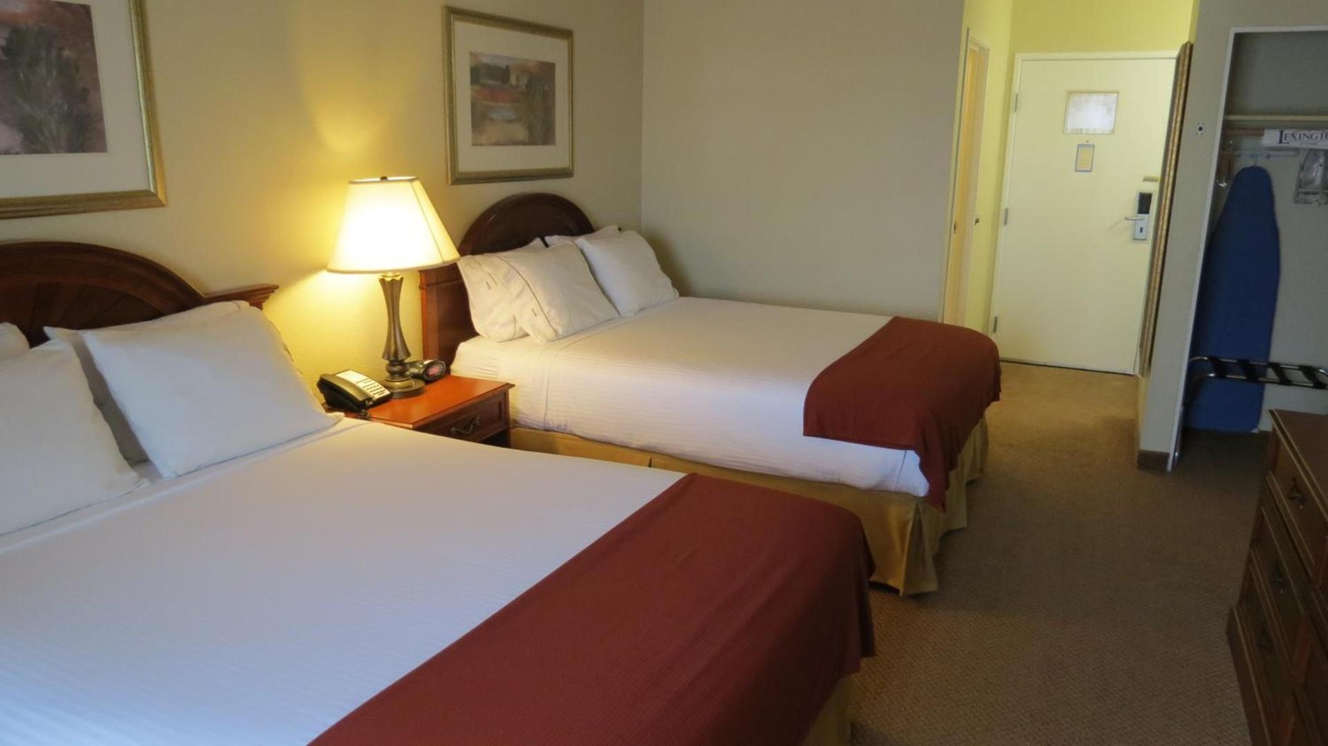 Baymont Inn & Suites by Wyndham Holbrook photo 20