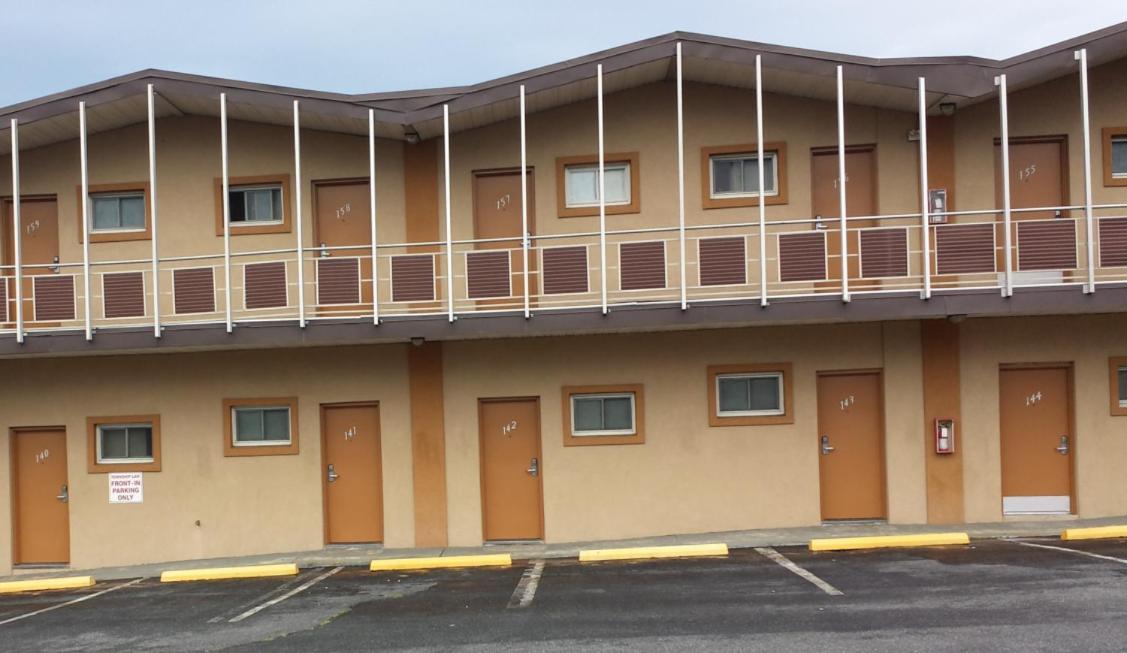 Hallmark Motel — hotel in Cinnaminson