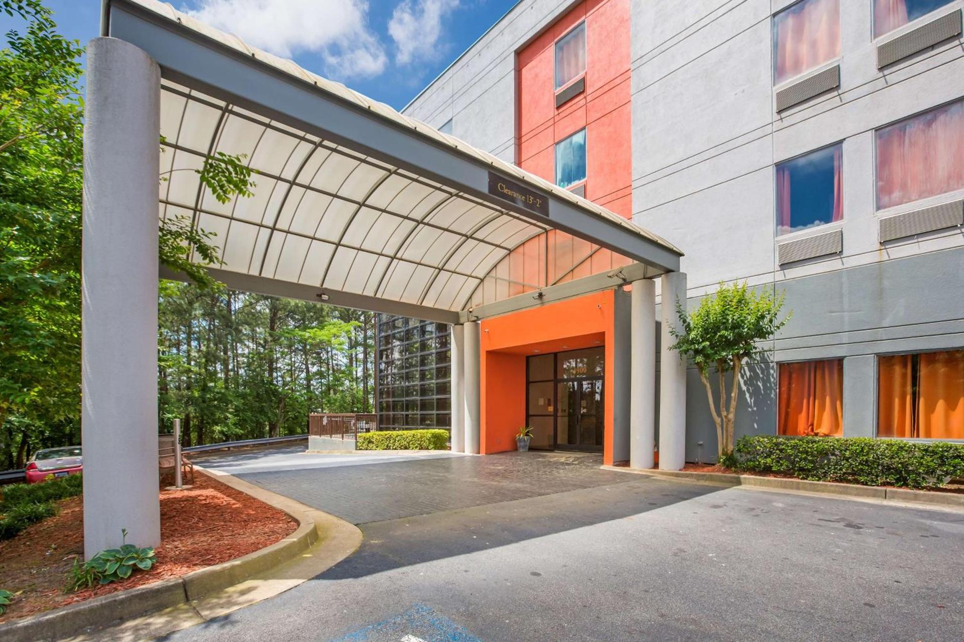 Budgetel Inns & Suites - Atlanta Galleria Stadium photo 1