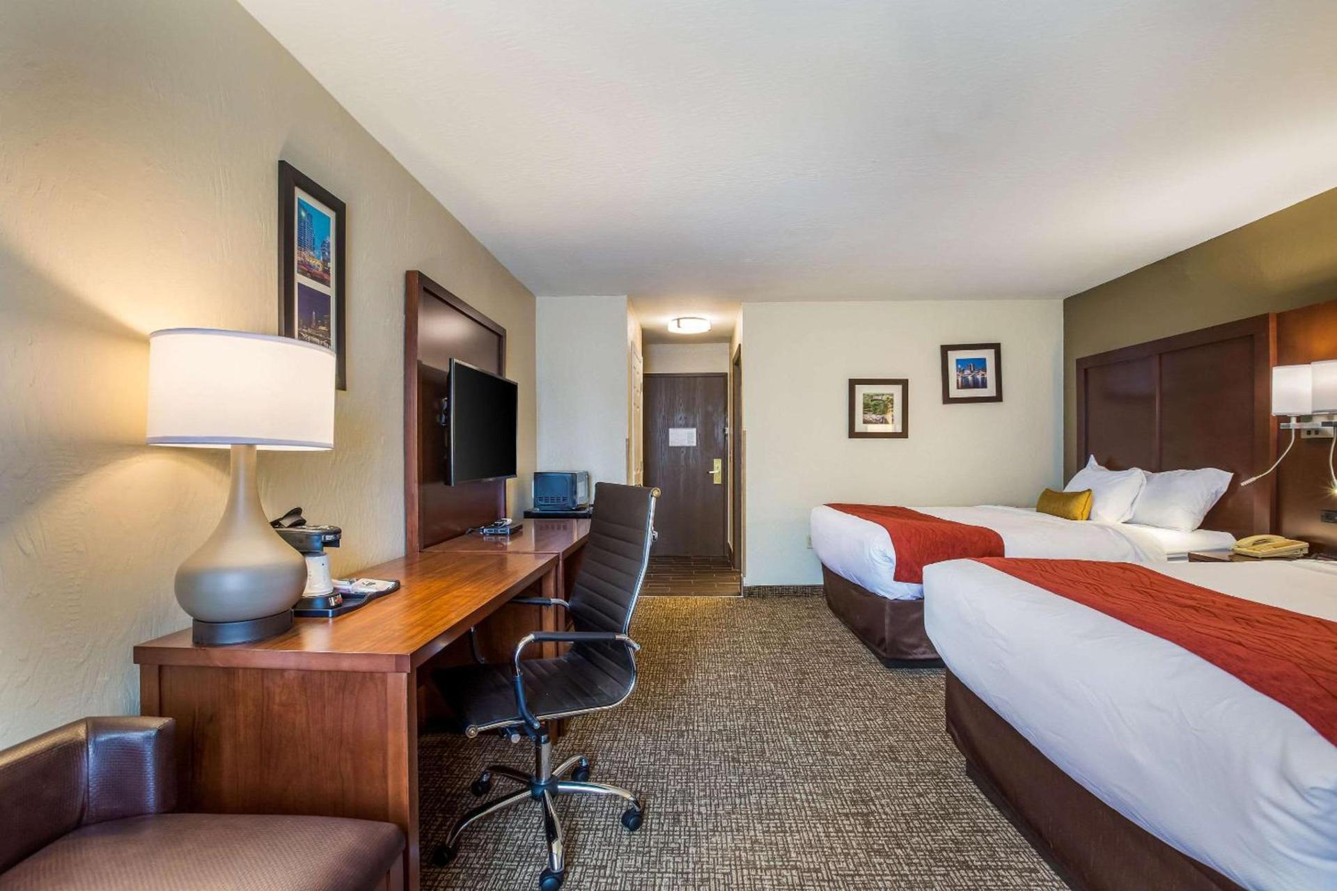 Comfort Inn & Suites Fairborn near Wright Patterson AFB photo 65