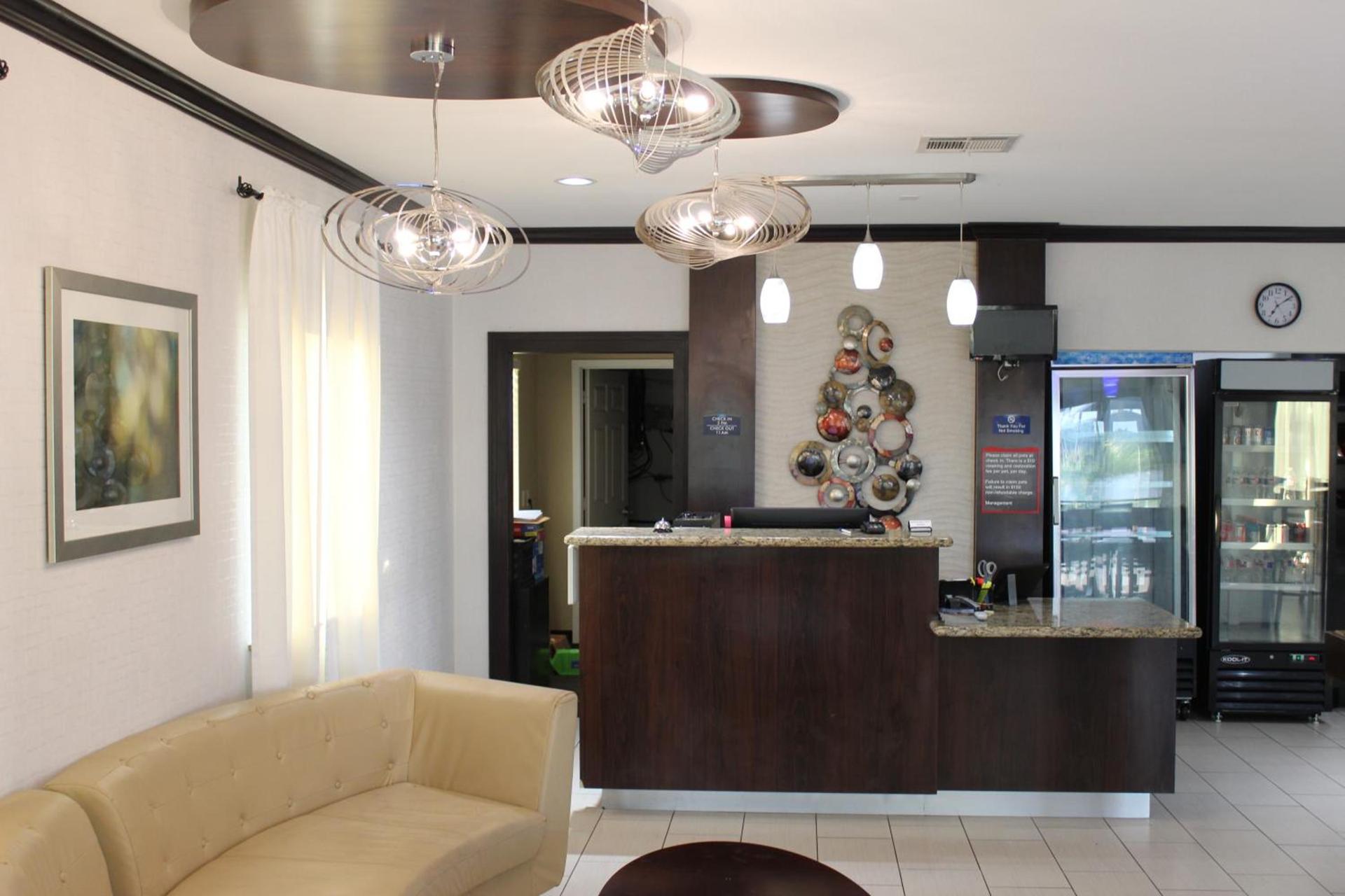Horizon Inn & Suites photo 3