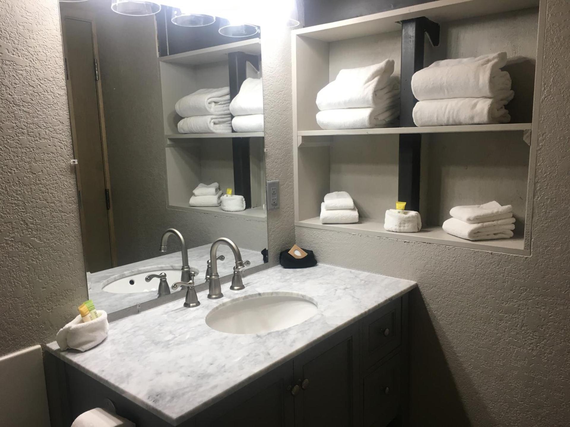 The Hotel Sturgis photo 10