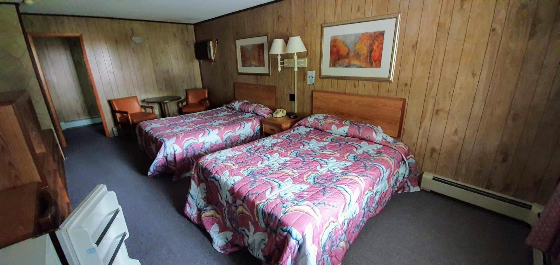 Red Ranch Inn photo 69