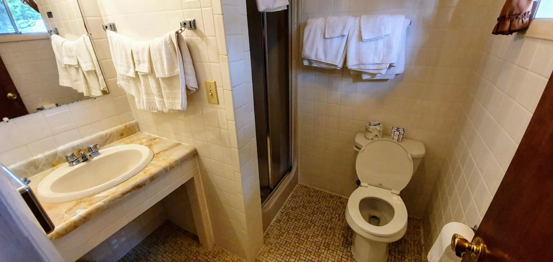 Red Ranch Inn photo 66