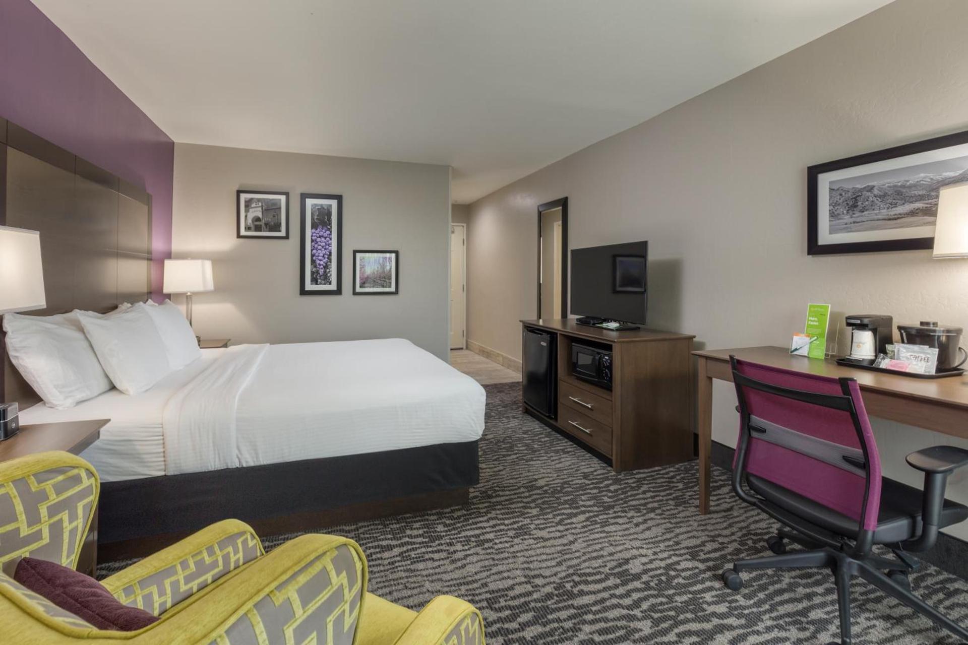 La Quinta by Wyndham Visalia/Sequoia Gateway photo 22