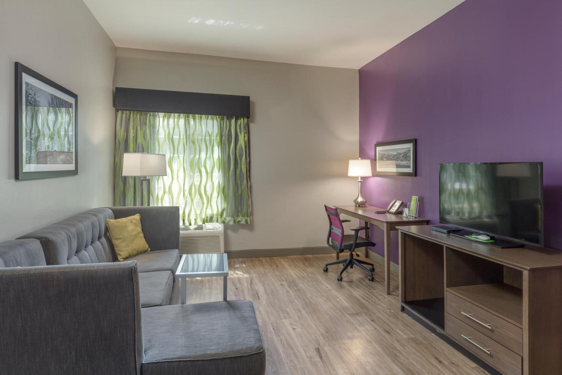 La Quinta by Wyndham Visalia/Sequoia Gateway photo 19