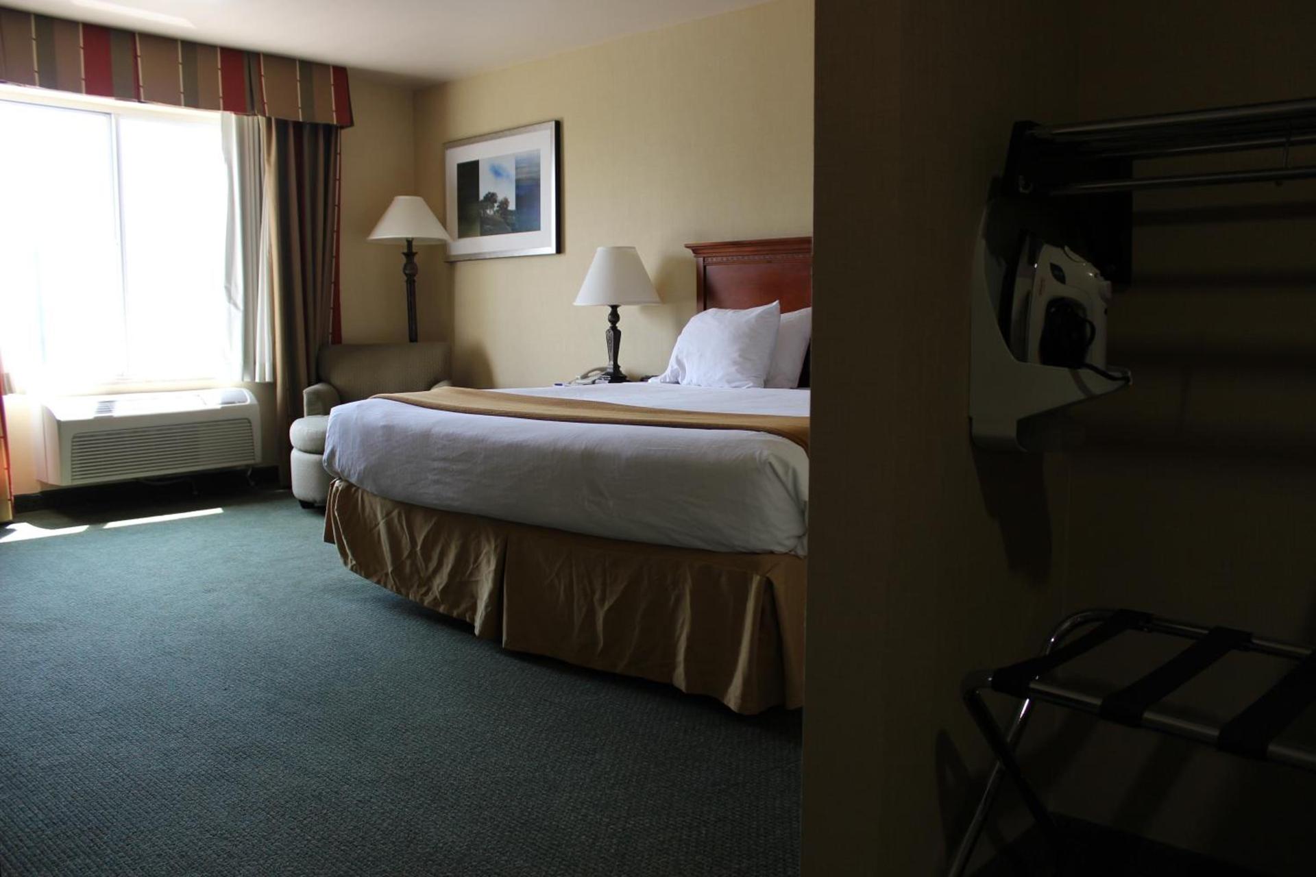 Holiday Inn Express Tehachapi by IHG photo 10