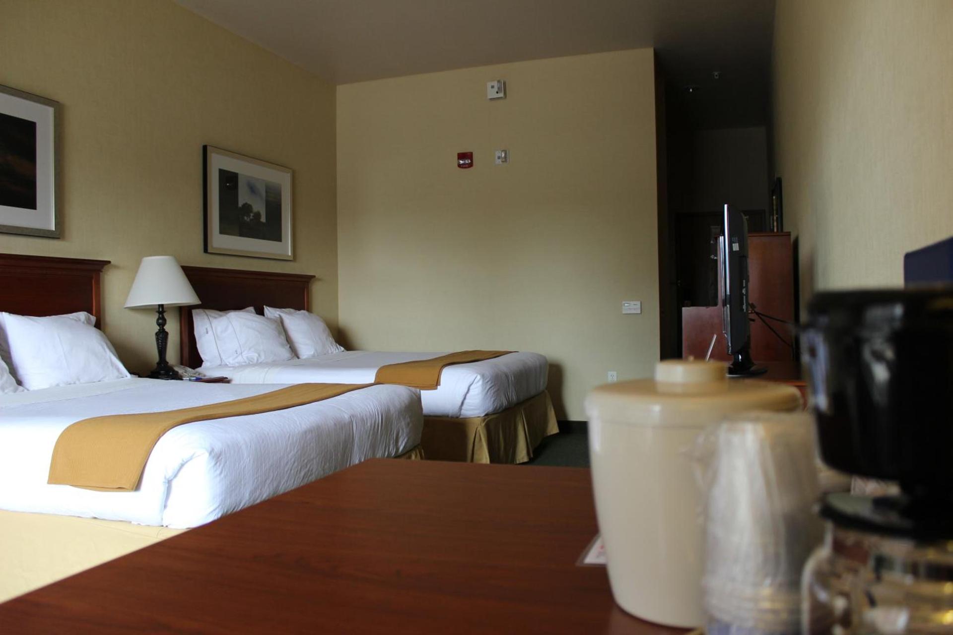Holiday Inn Express Tehachapi by IHG photo 15