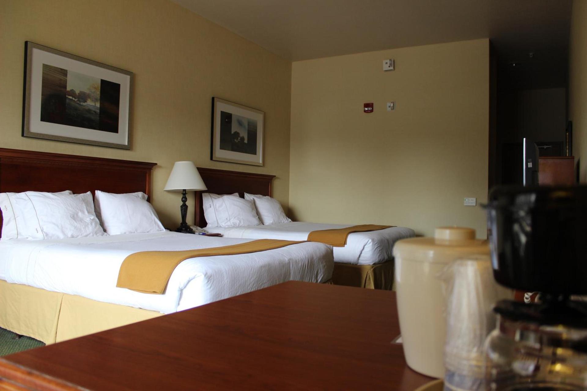 Holiday Inn Express Tehachapi by IHG photo 19