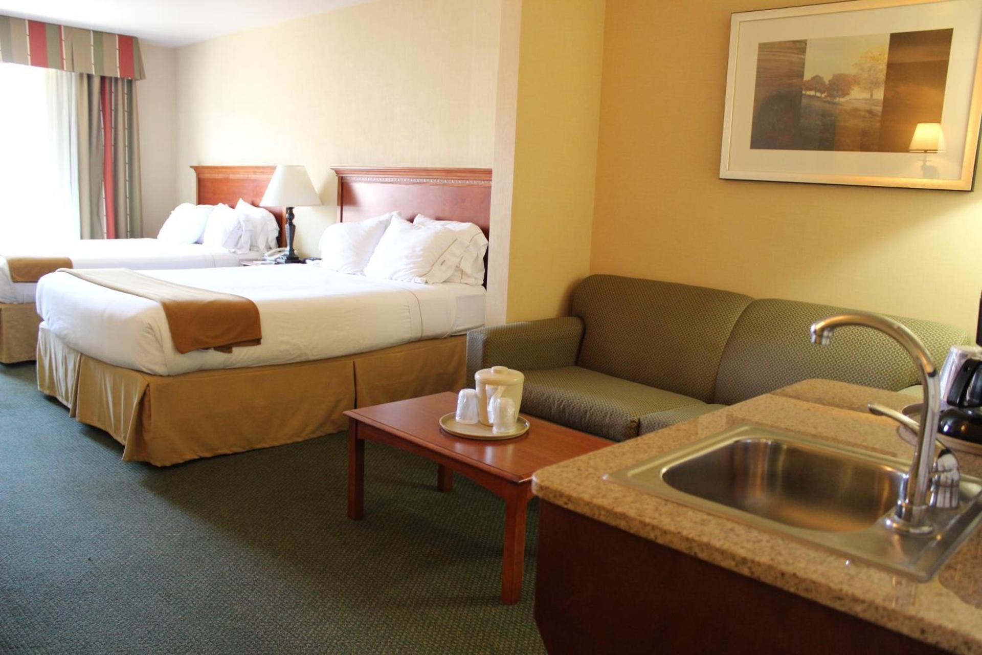 Holiday Inn Express Tehachapi by IHG photo 25