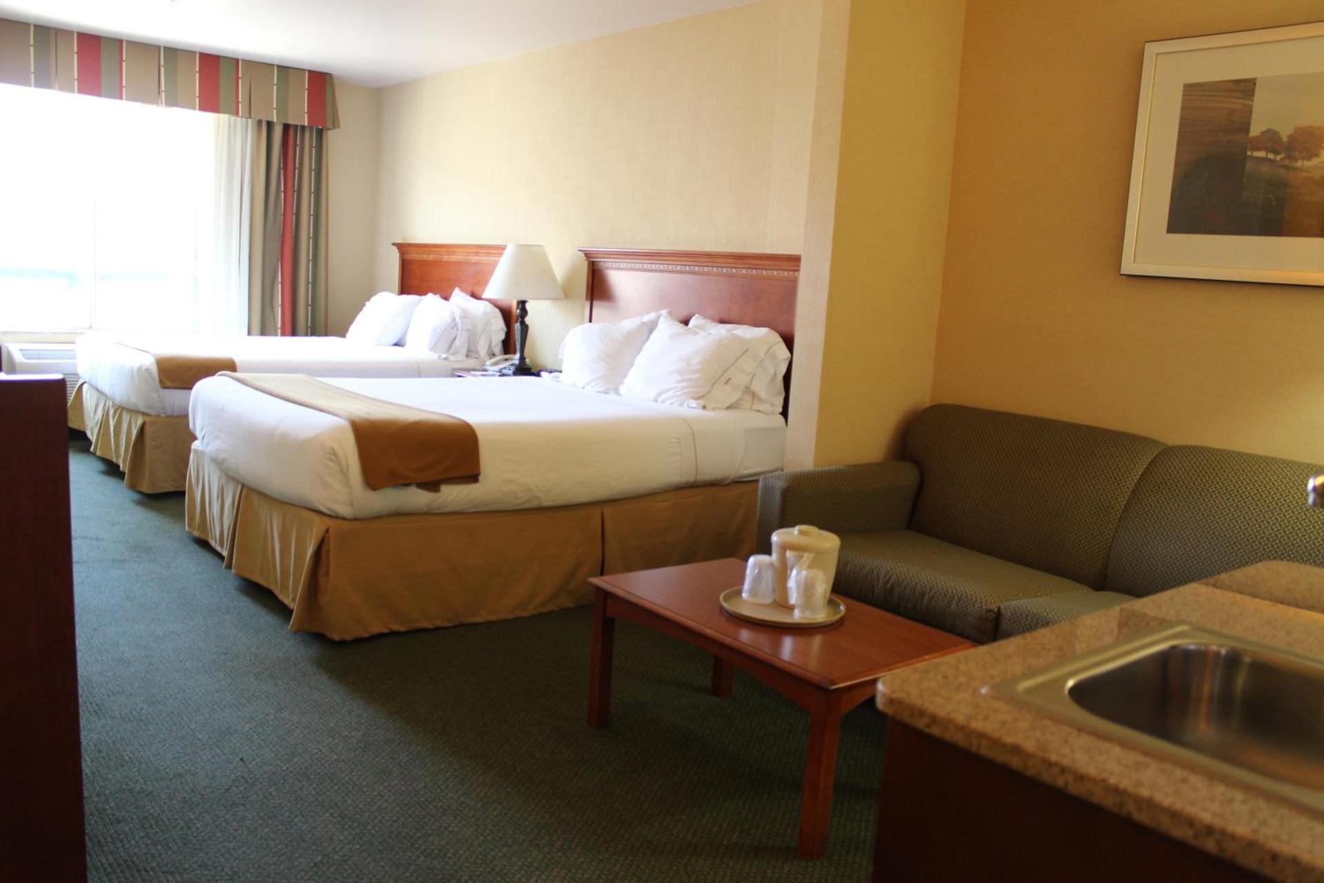 Holiday Inn Express Tehachapi by IHG photo 46