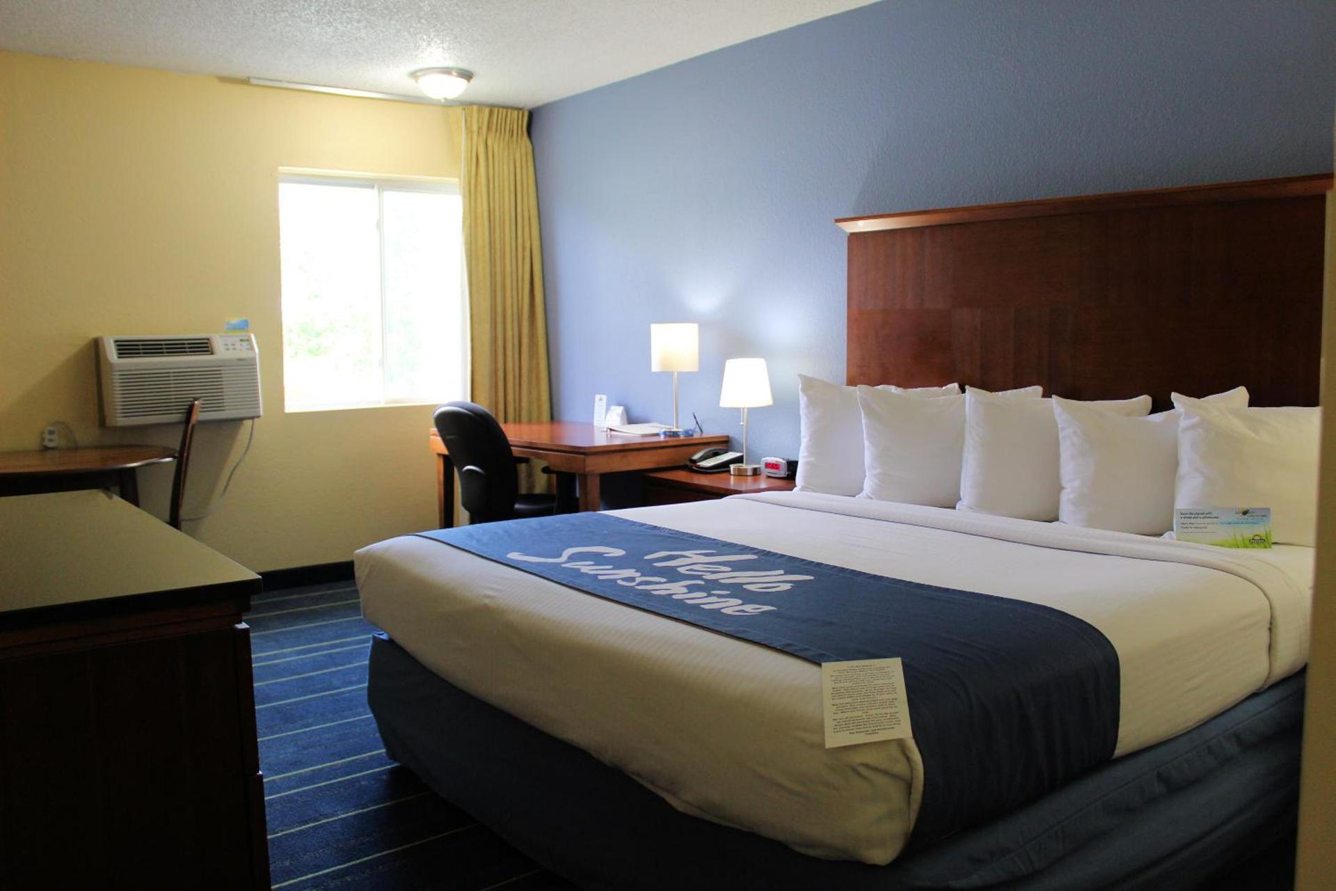 Days Inn & Suites by Wyndham Gunnison photo 31