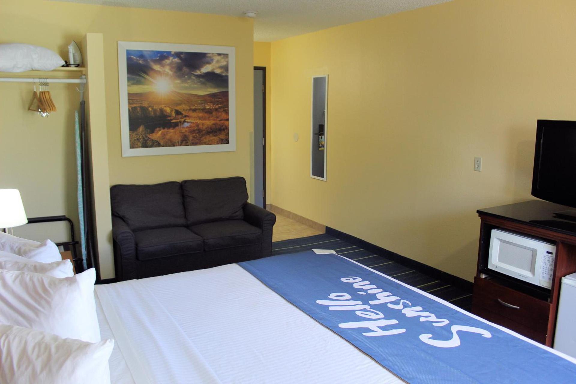 Days Inn & Suites by Wyndham Gunnison photo 28