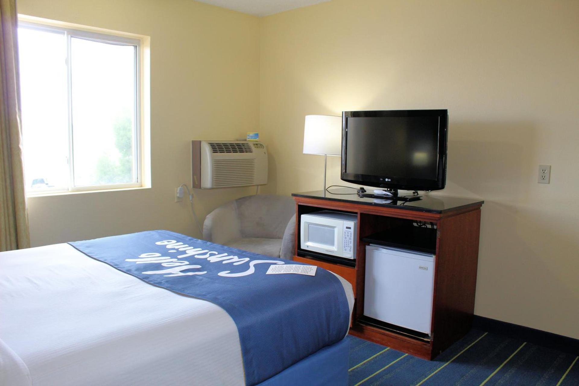 Days Inn & Suites by Wyndham Gunnison photo 25