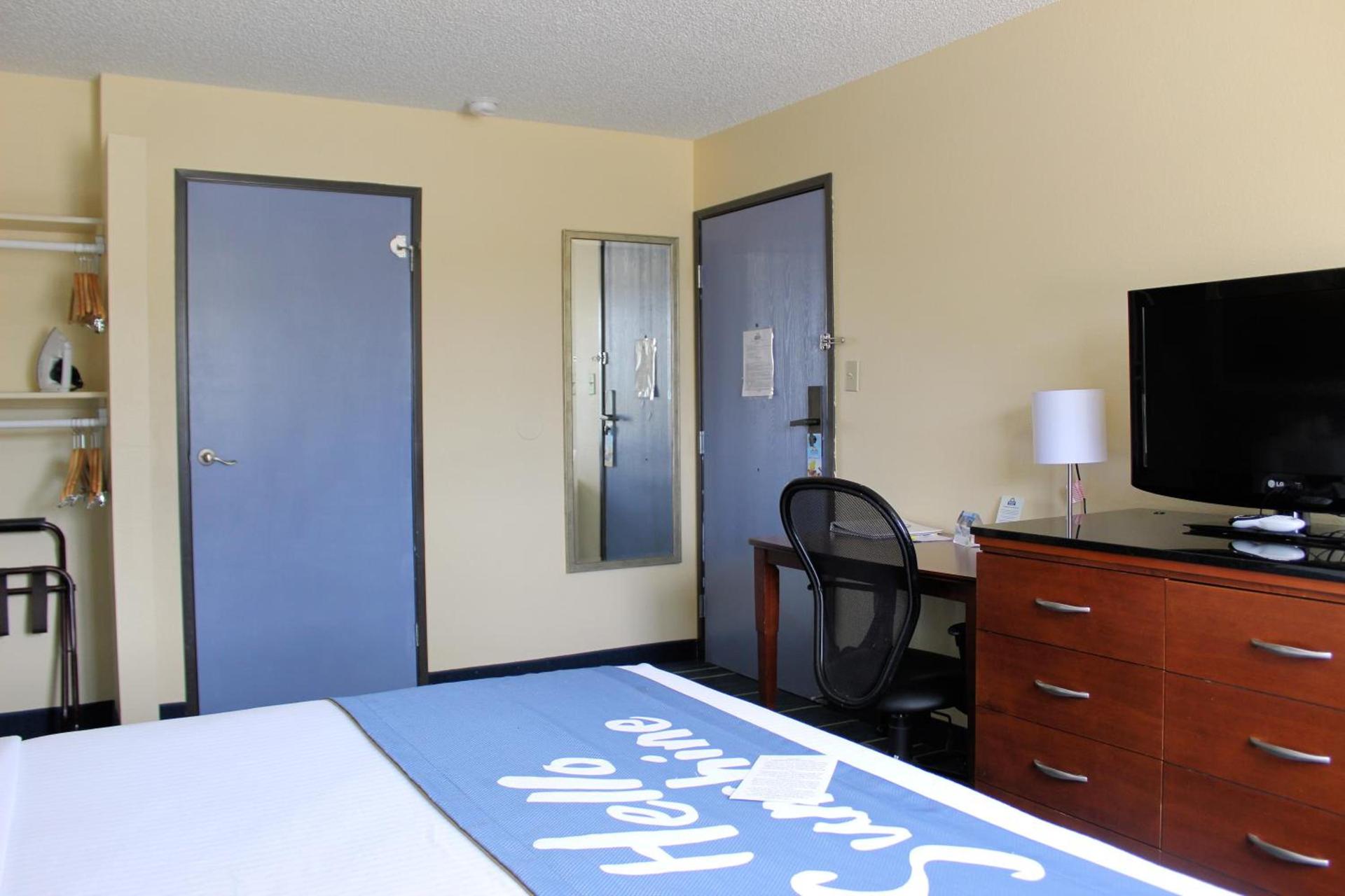 Days Inn & Suites by Wyndham Gunnison photo 18