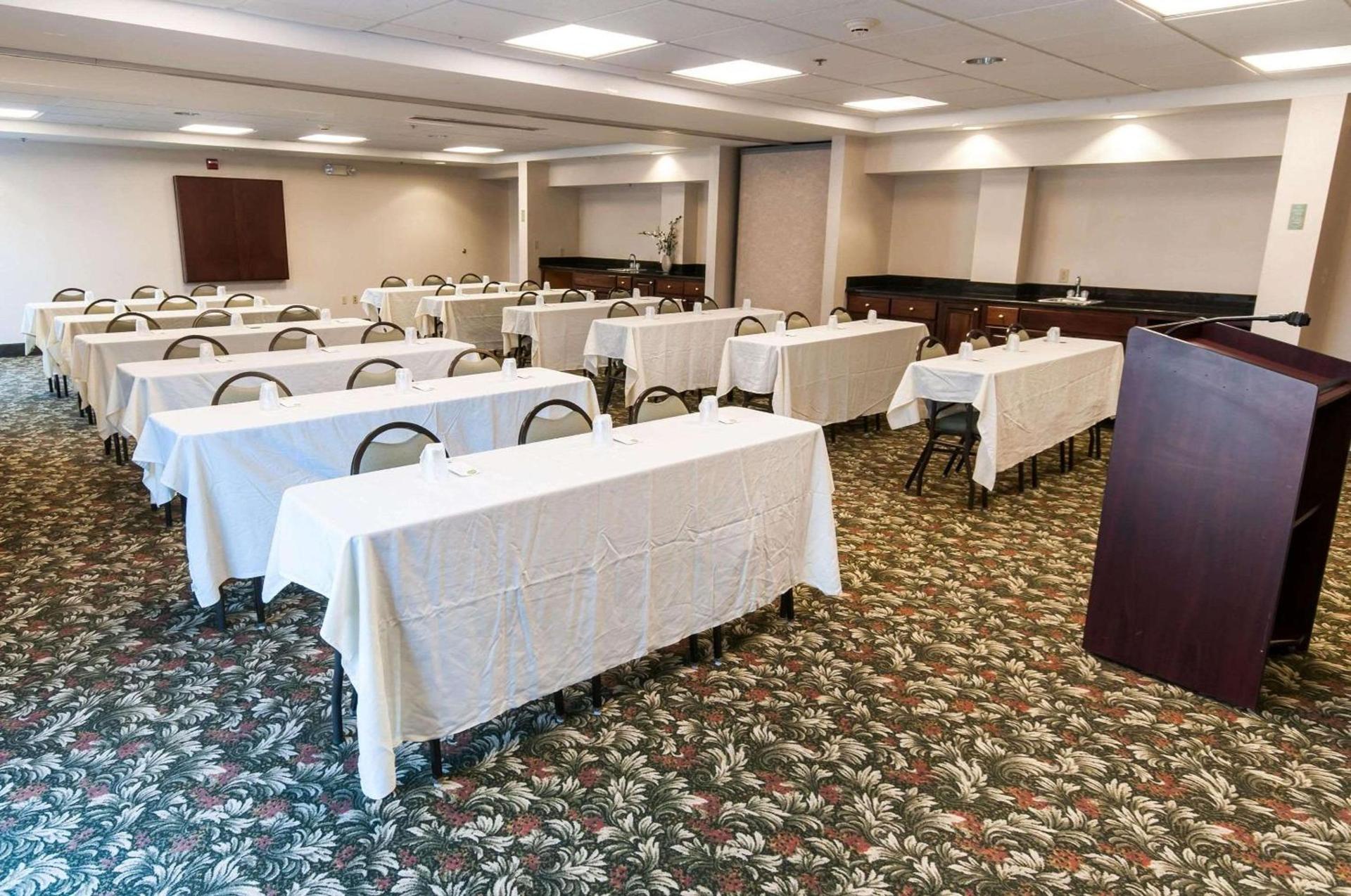 Comfort Inn & Suites Mount Pocono photo 22