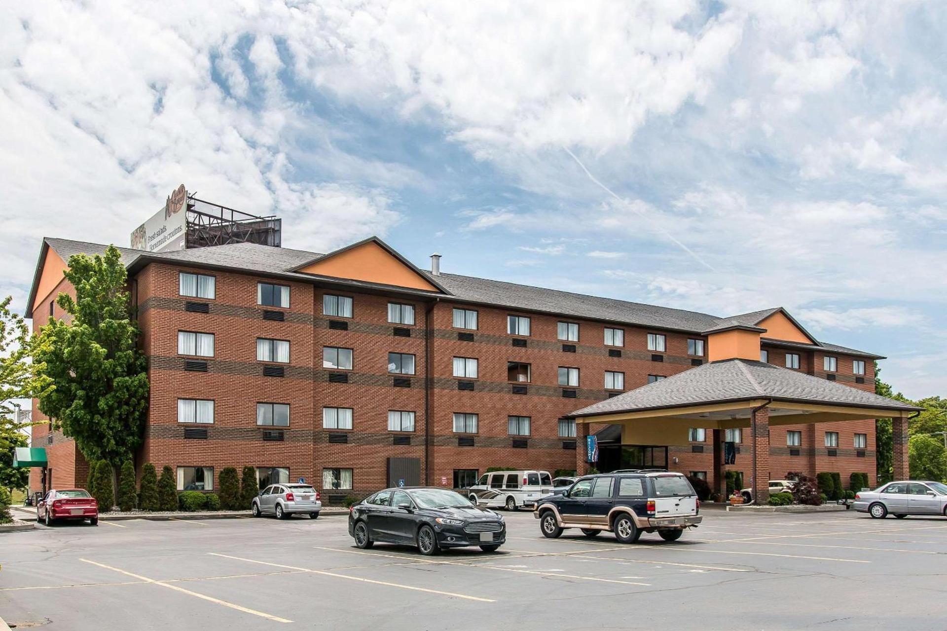 Comfort Inn Port Huron photo 2