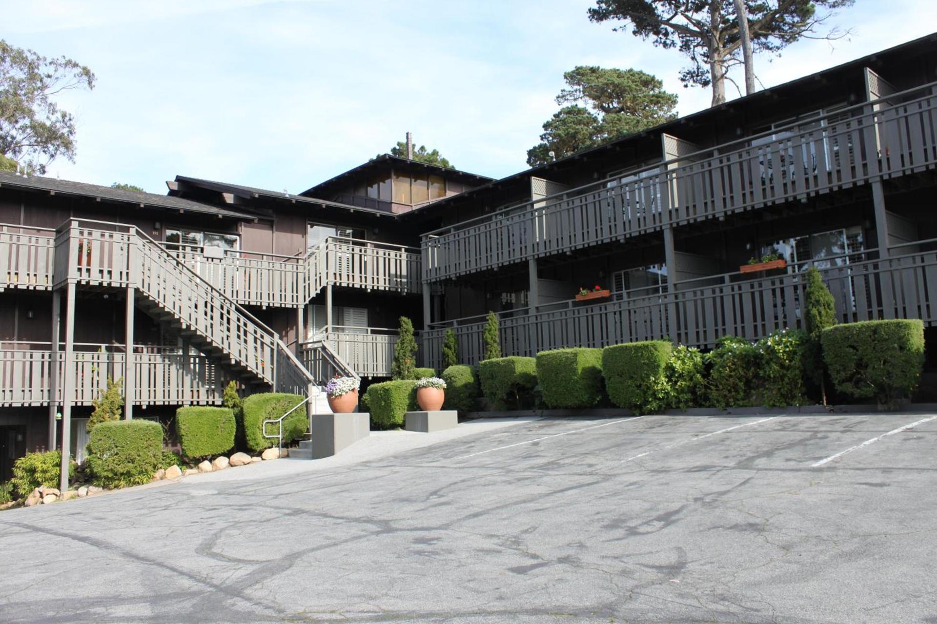The Olympia Lodge photo 3