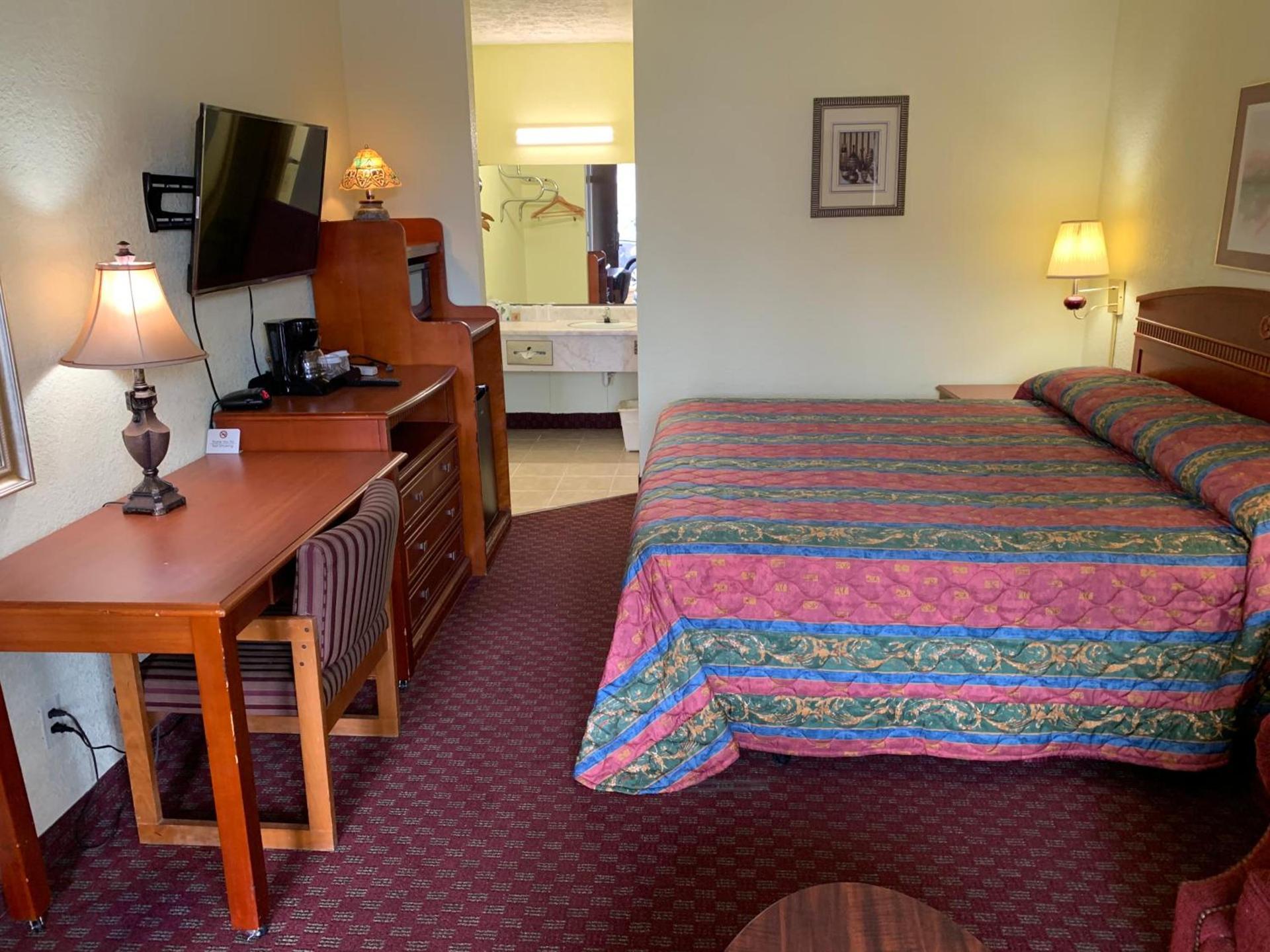 Budget Inn Express photo 45