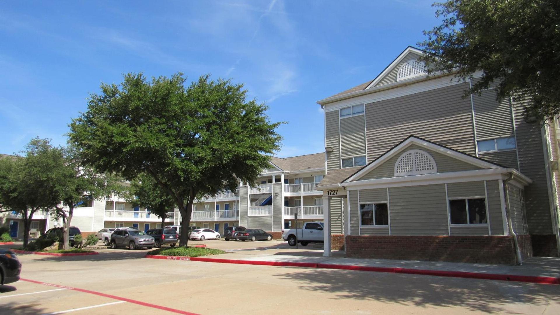 InTown Suites Extended Stay Arlington TX – South photo 1