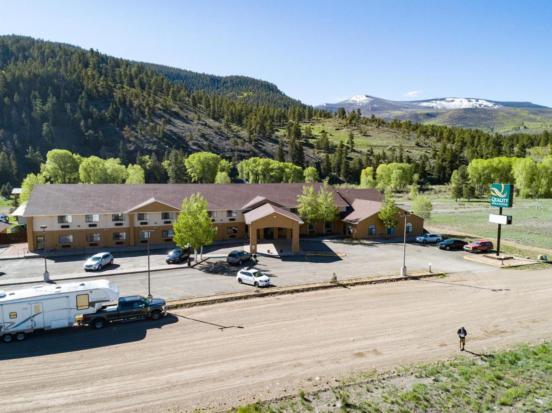 Quality Inn & Suites South Fork - Wolf Creek photo 12