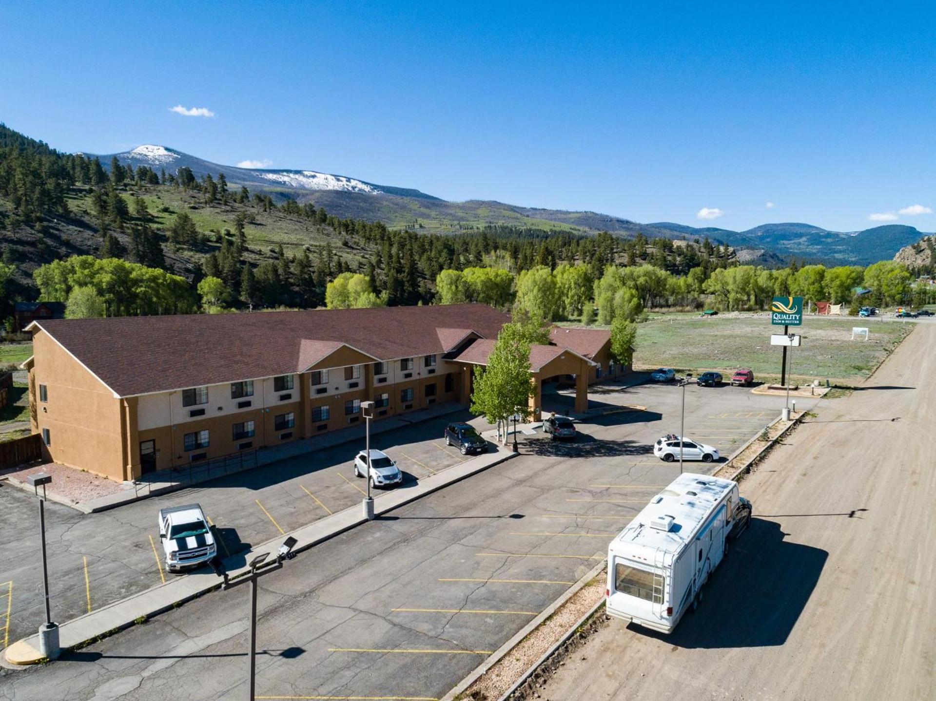 Quality Inn & Suites South Fork - Wolf Creek photo 9