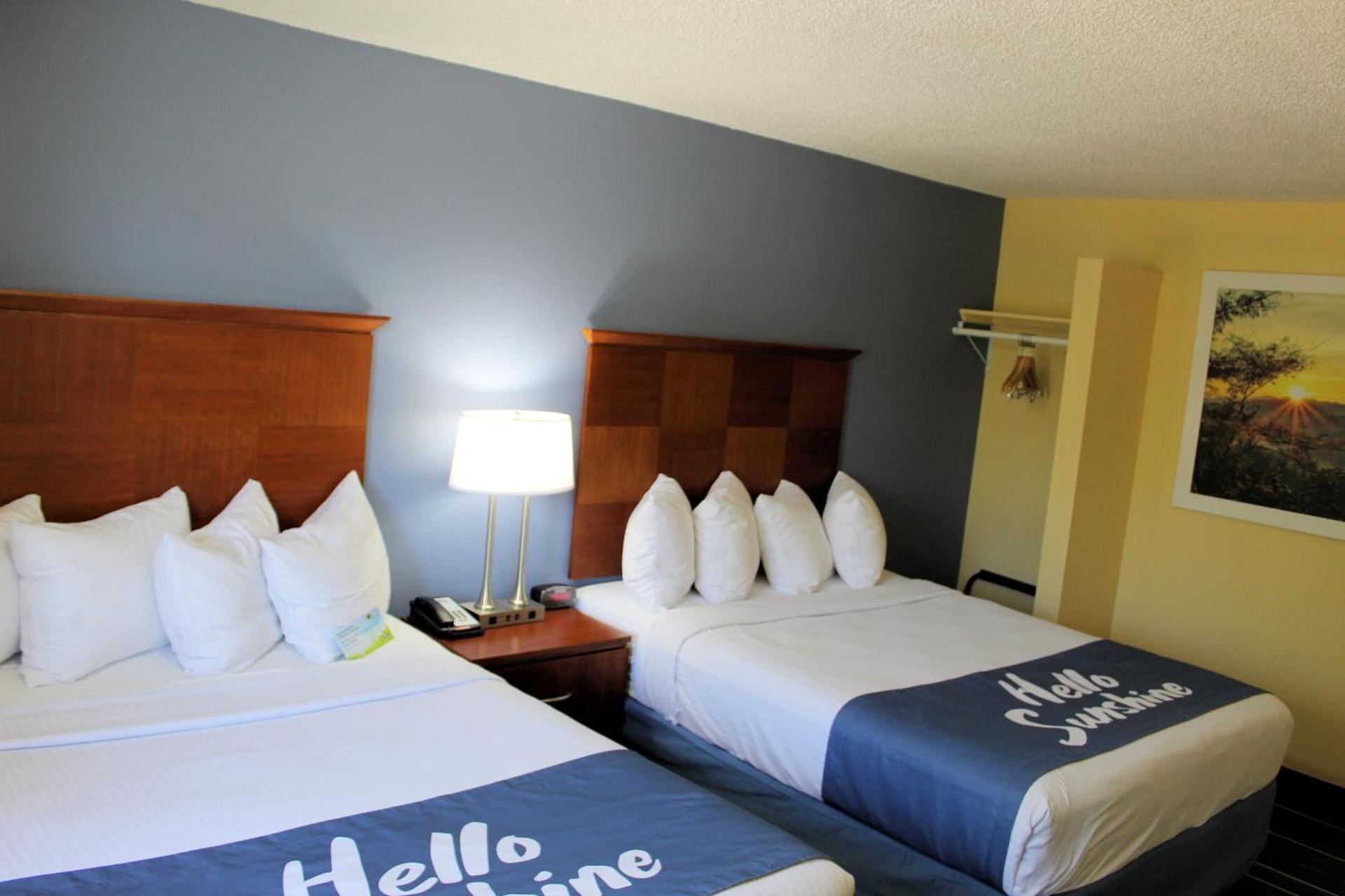 Days Inn & Suites by Wyndham Gunnison photo 9
