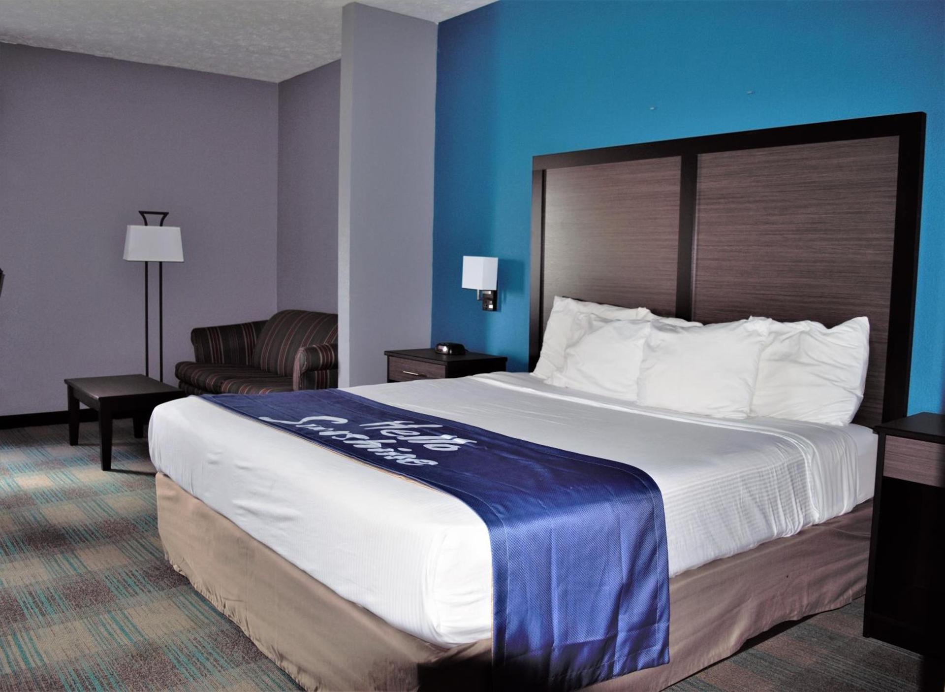 Days Inn by Wyndham Montgomery photo 17
