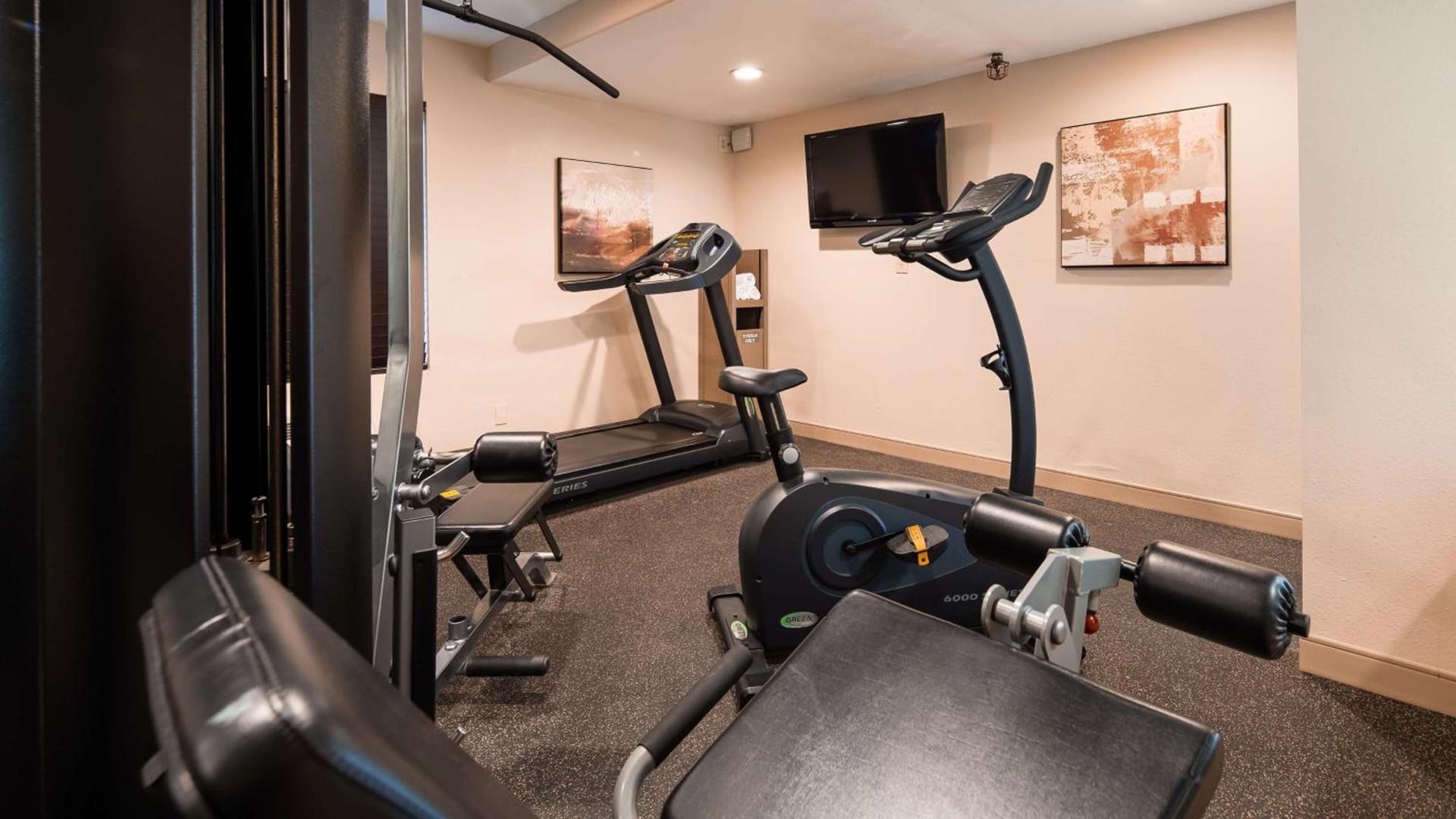 Best Western Plus Newport Mesa Inn photo 34