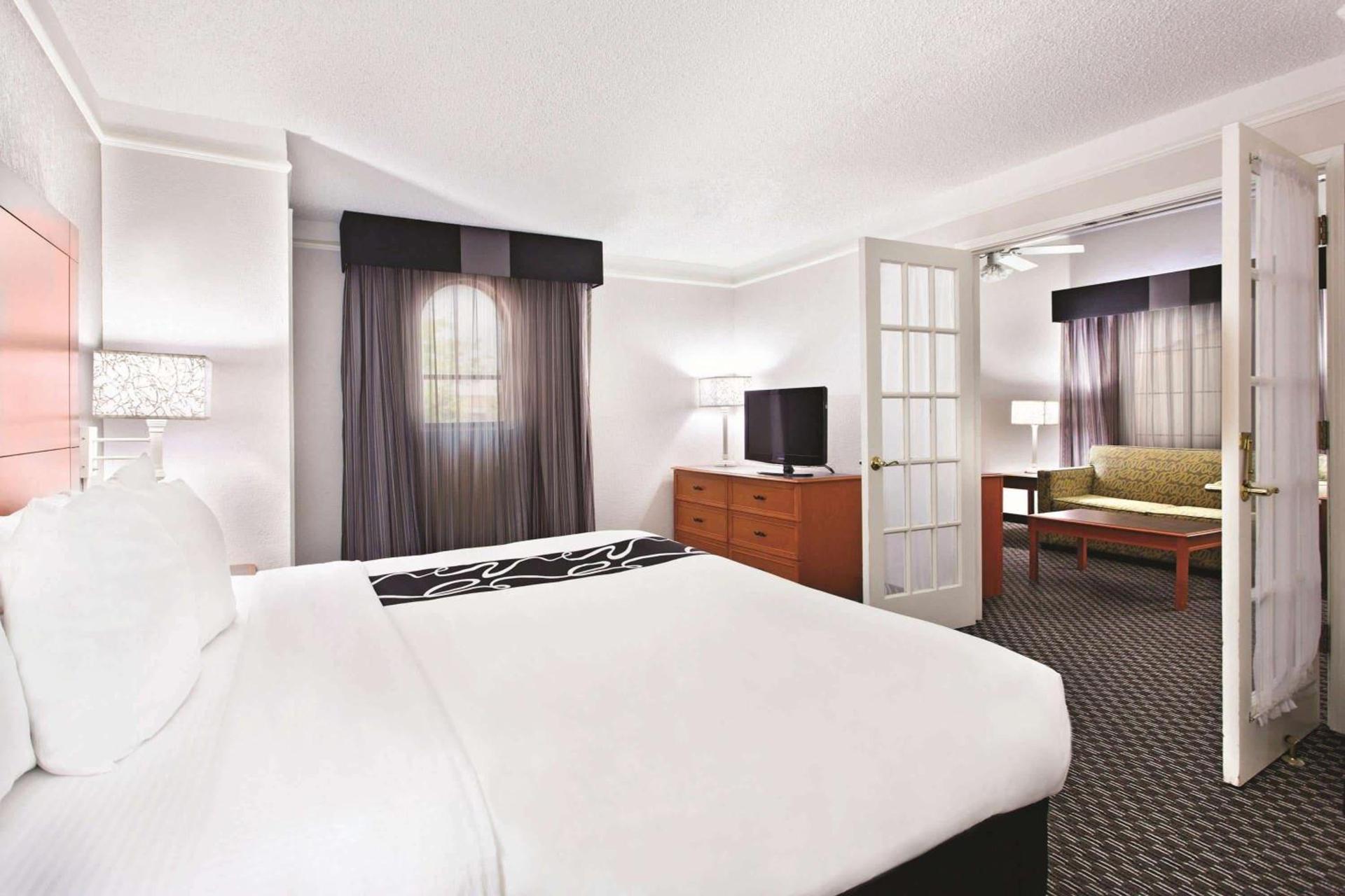 La Quinta Inn by Wyndham Champaign photo 30