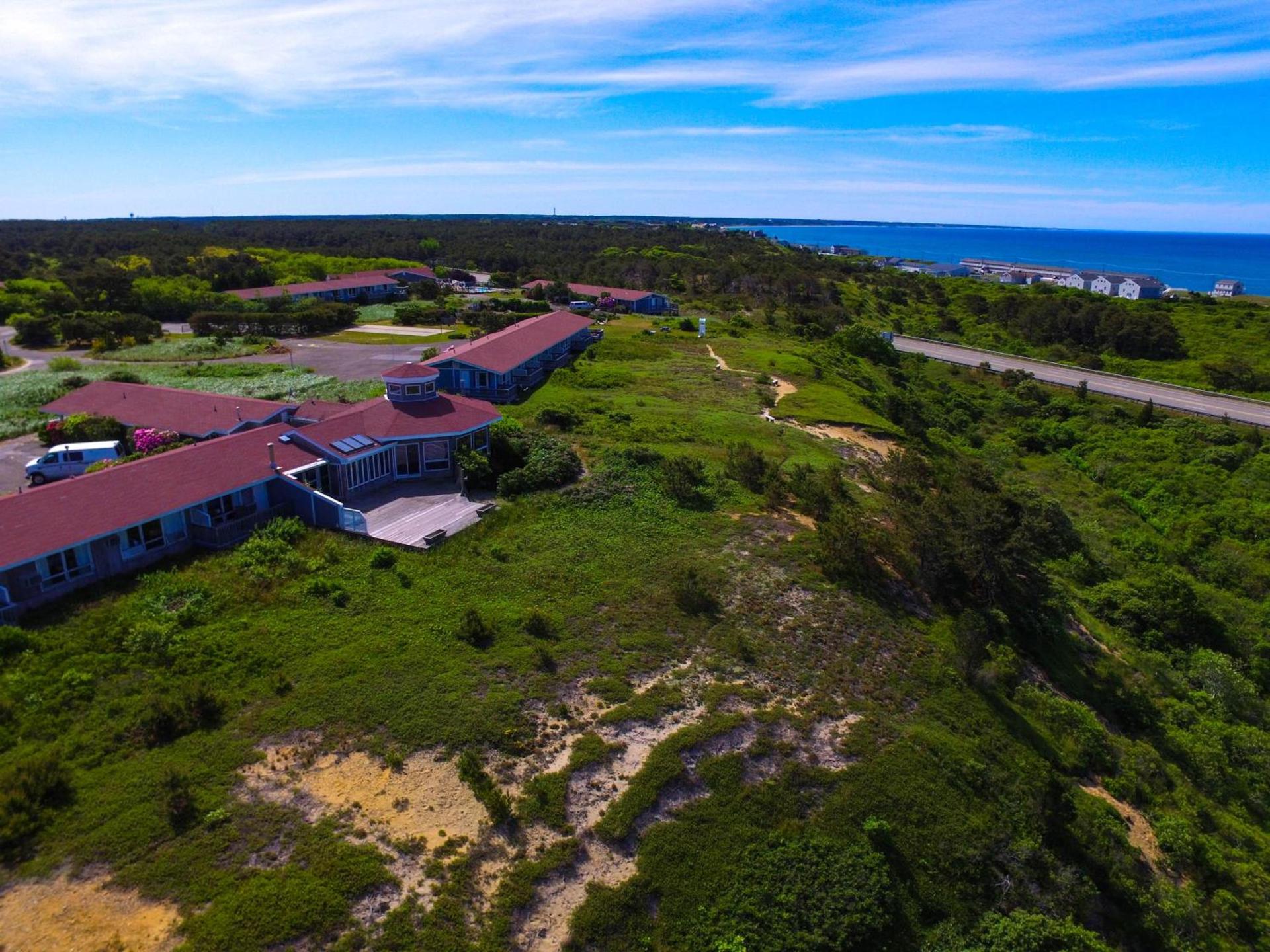 Dune Crest Hotel — hotel in North Truro