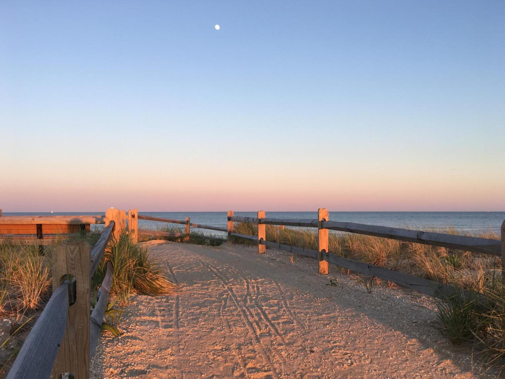 Windward at the Beach photo 12
