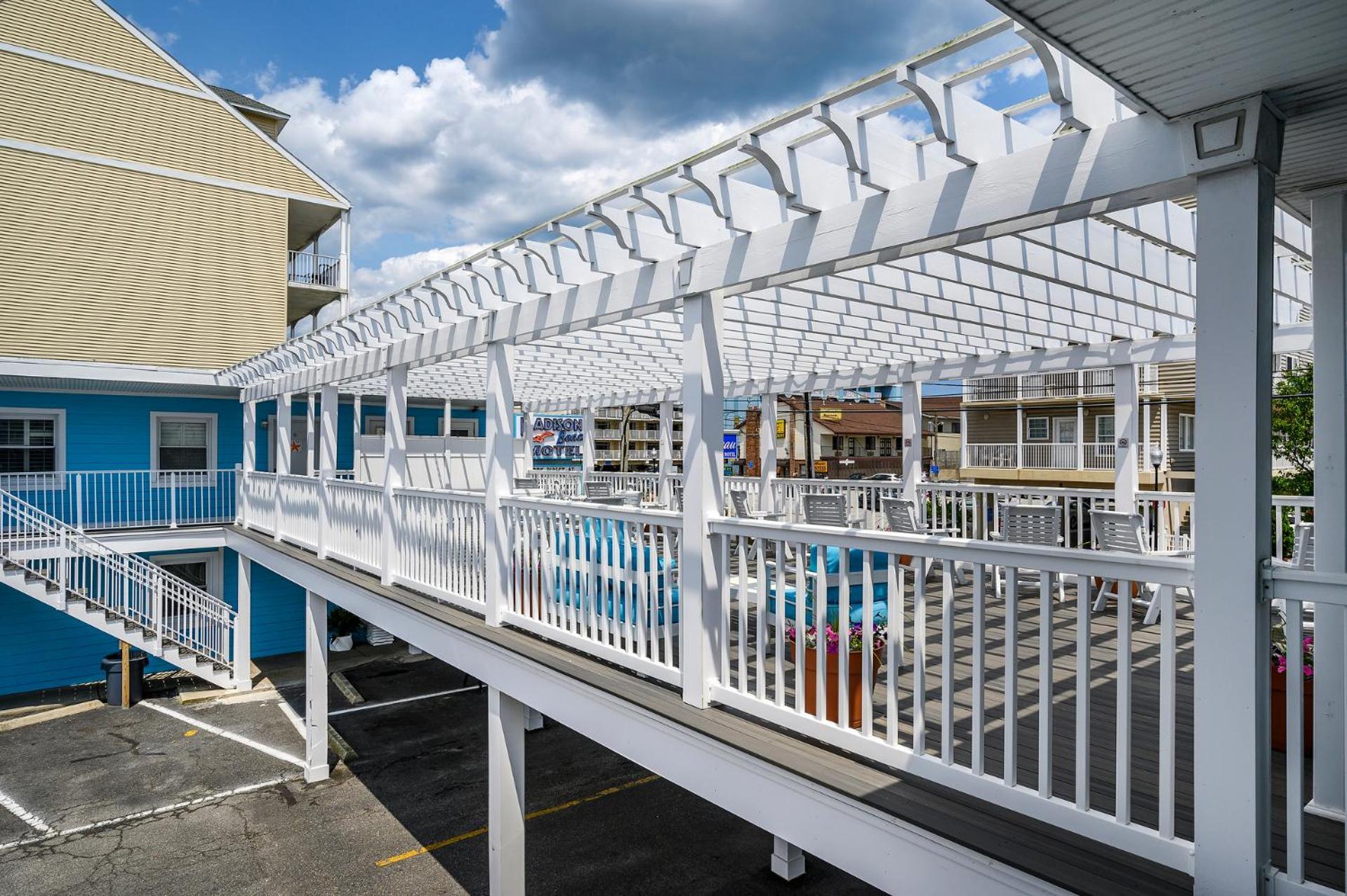 Madison Beach Motel photo 9