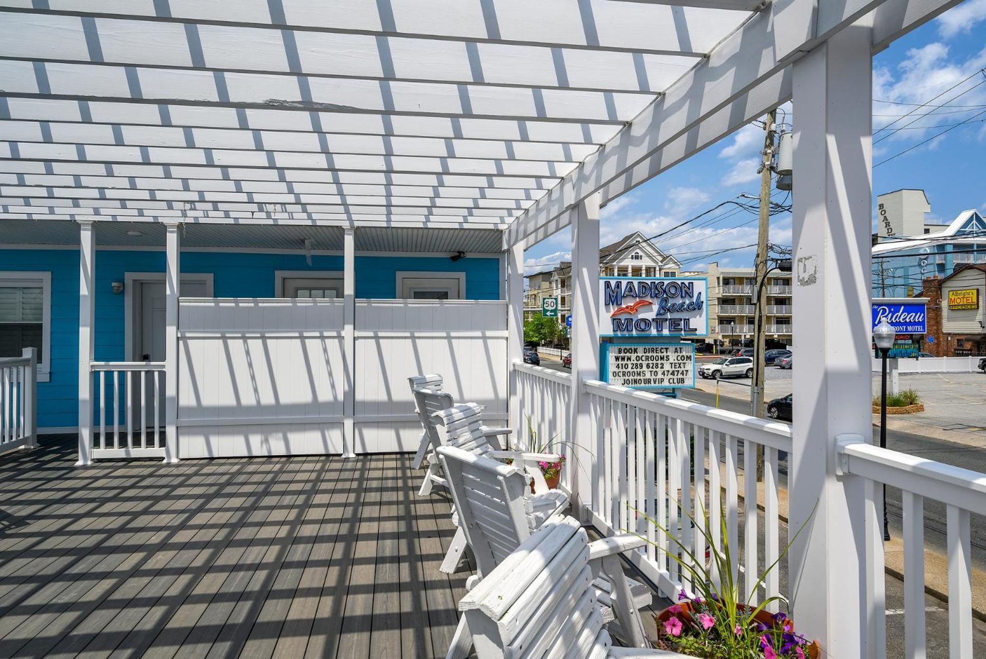 Madison Beach Motel photo 12