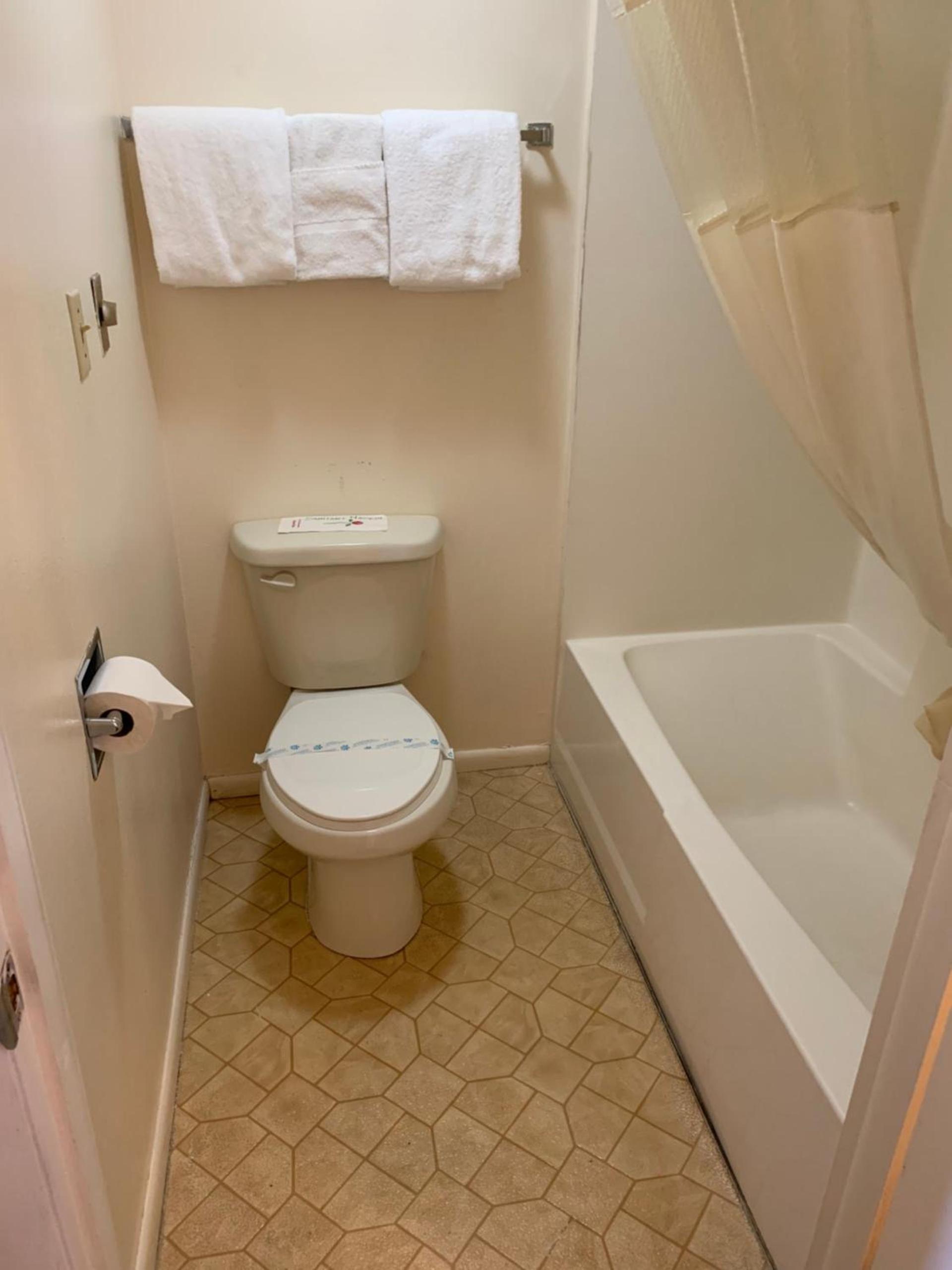 Travelodge by Wyndham Cedar City photo 4