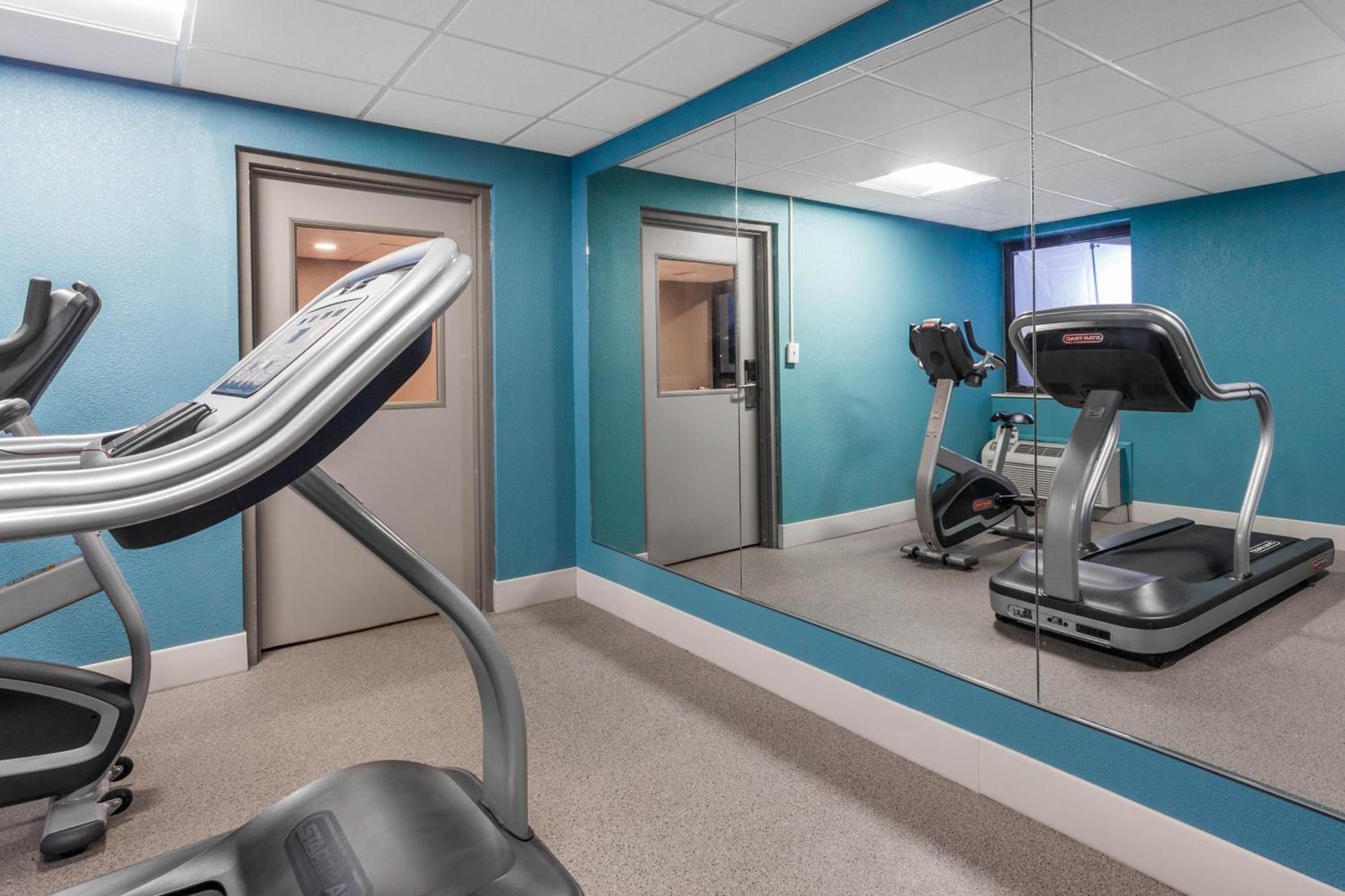 Sleep Inn Terre Haute University Area photo 34
