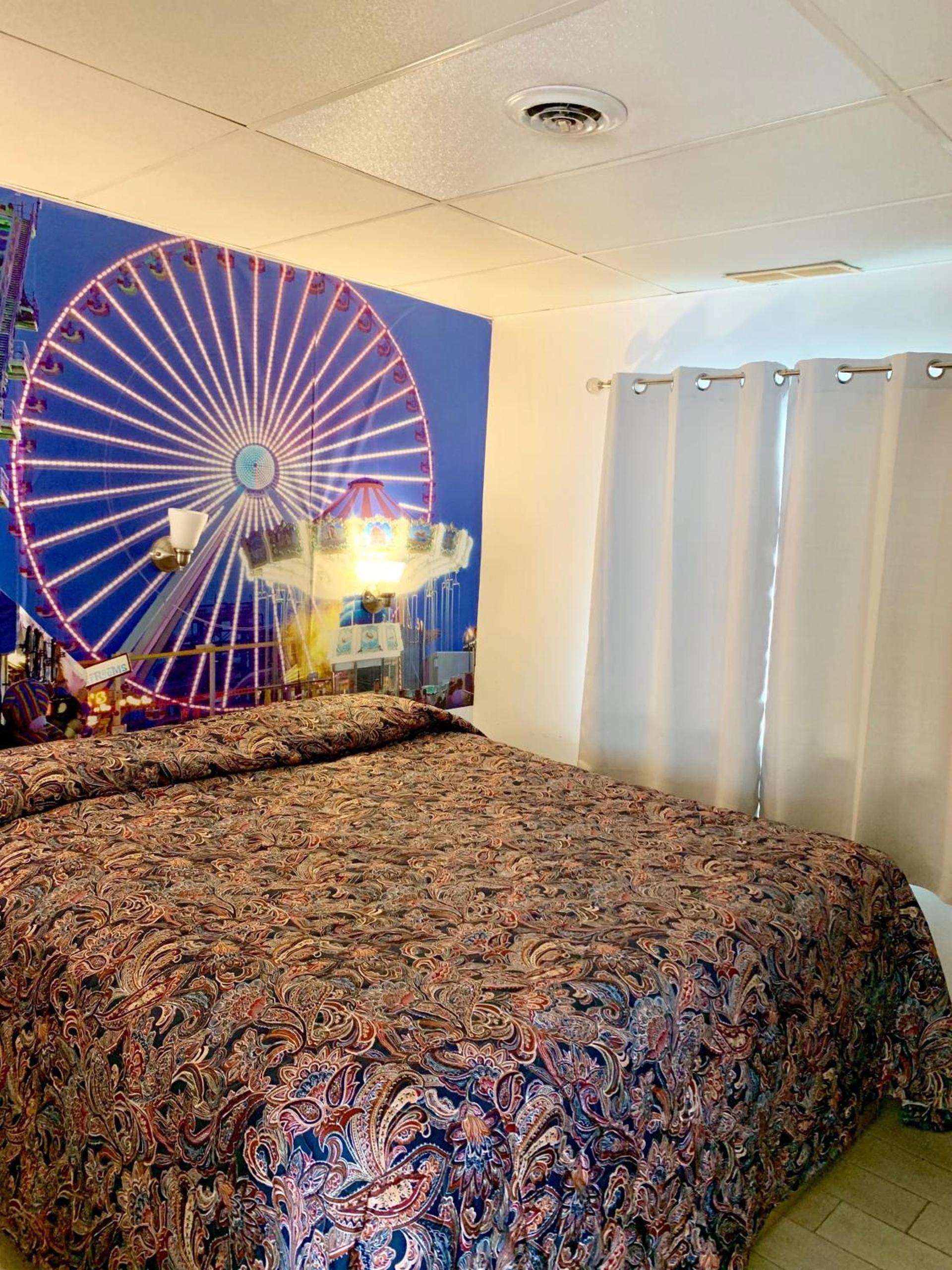 White Caps Motel photo 9