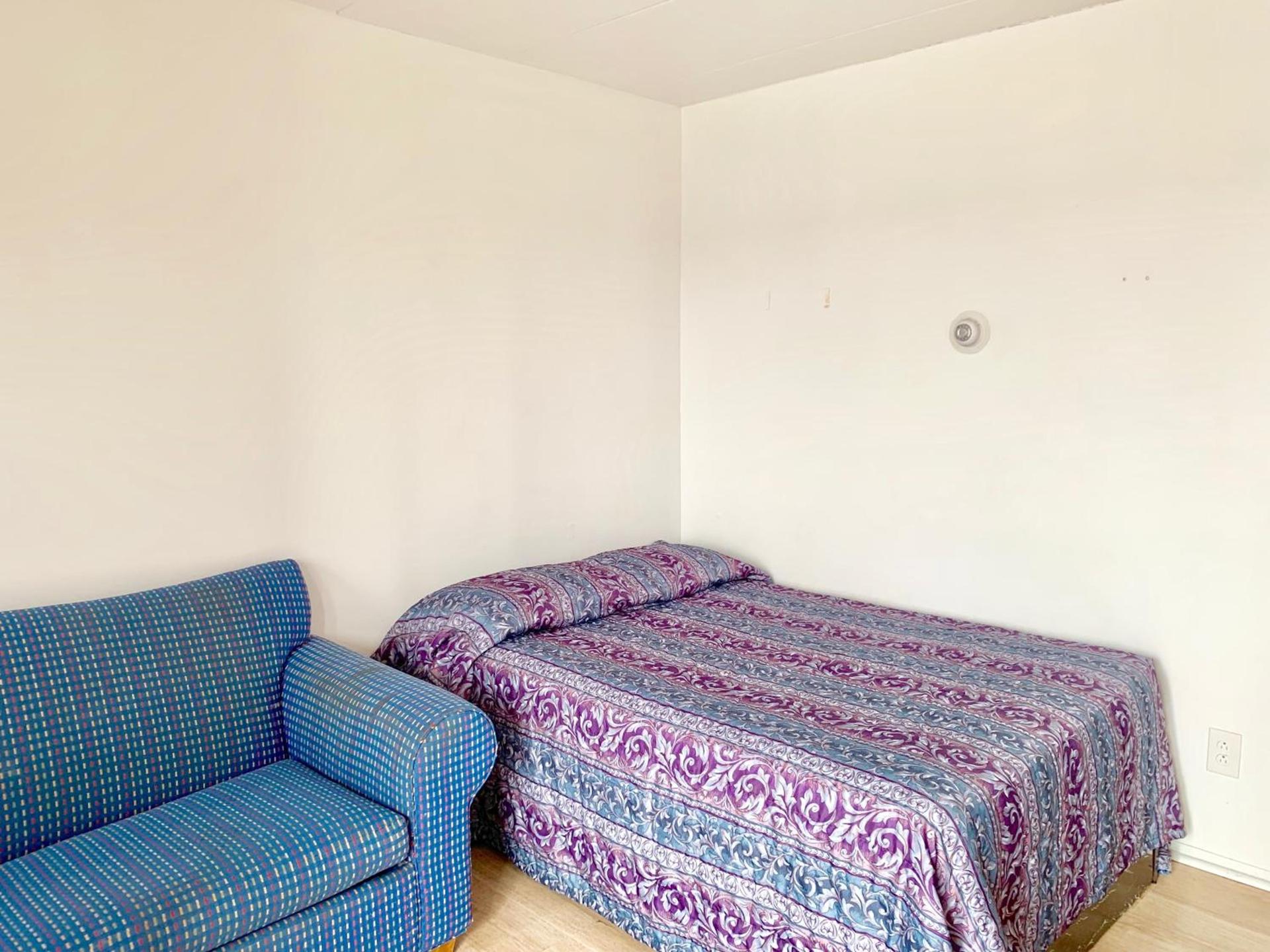 White Caps Motel photo 50