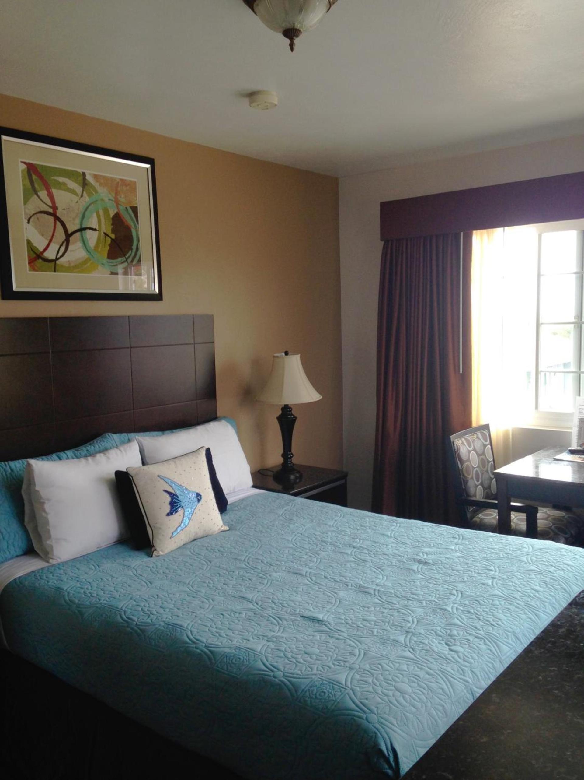 Morro Crest Inn photo 53